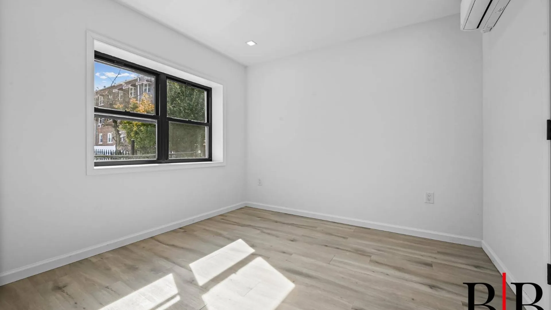 Property at 552 East 80 Street, Brooklyn, NY 11236 10