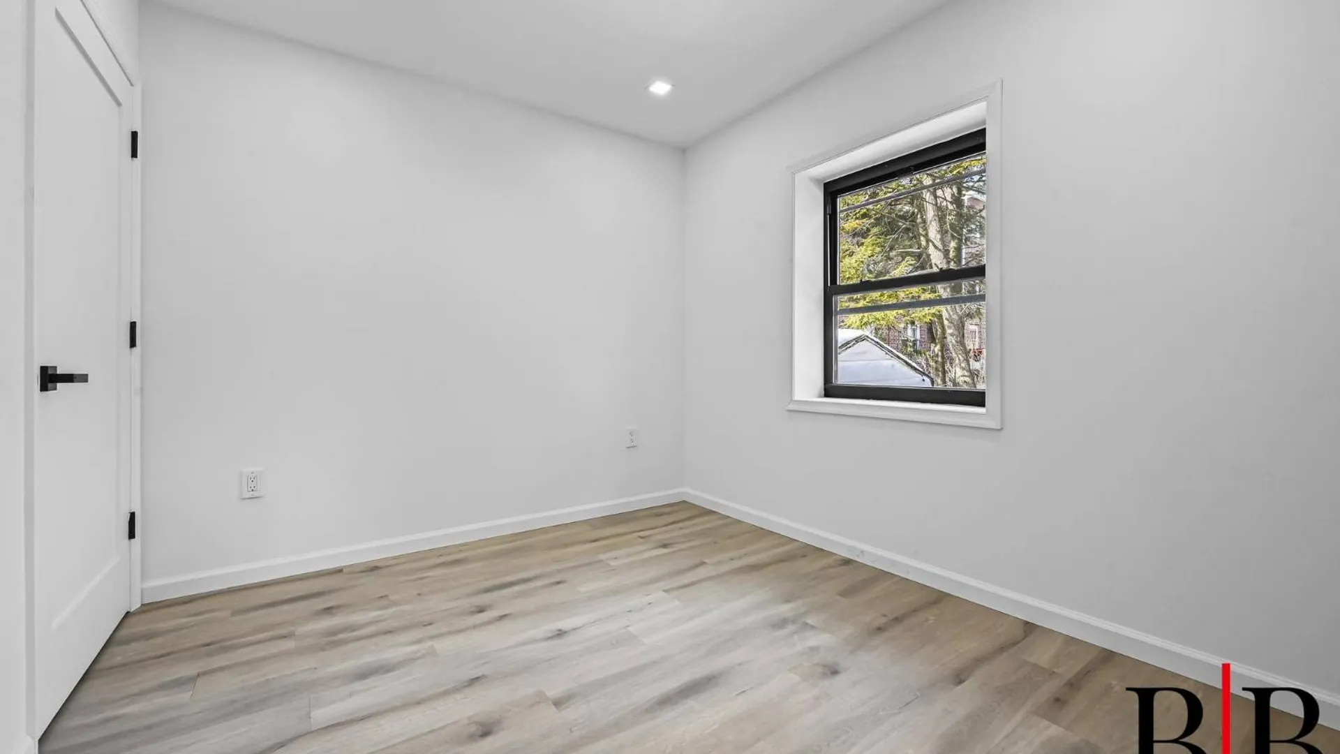 Property at 552 East 80 Street, Brooklyn, NY 11236 9