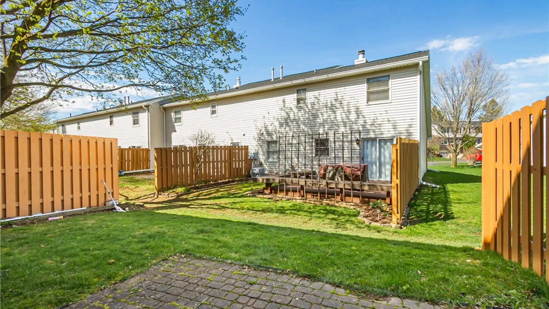 Property at 1013 Cunningham Drive, Victor, NY 14564 24