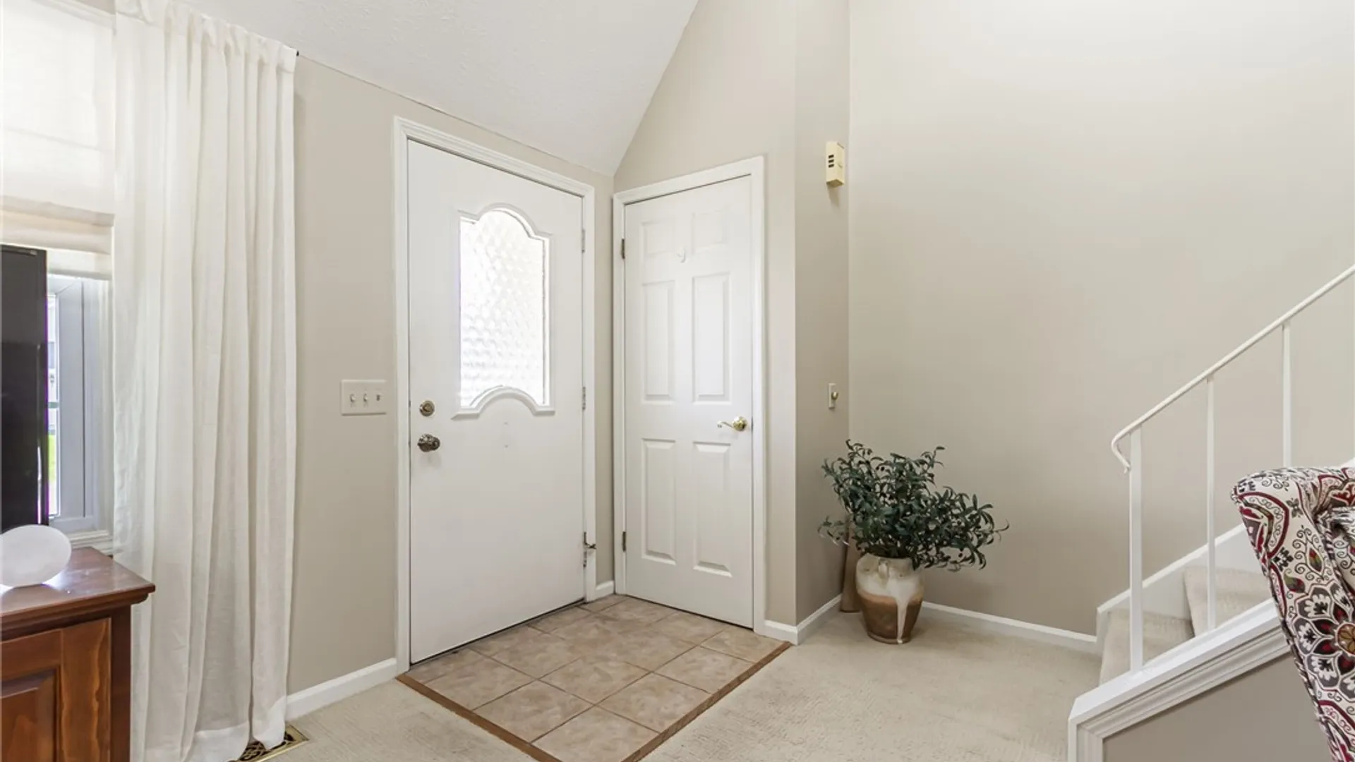 Property at 1013 Cunningham Drive, Victor, NY 14564 3
