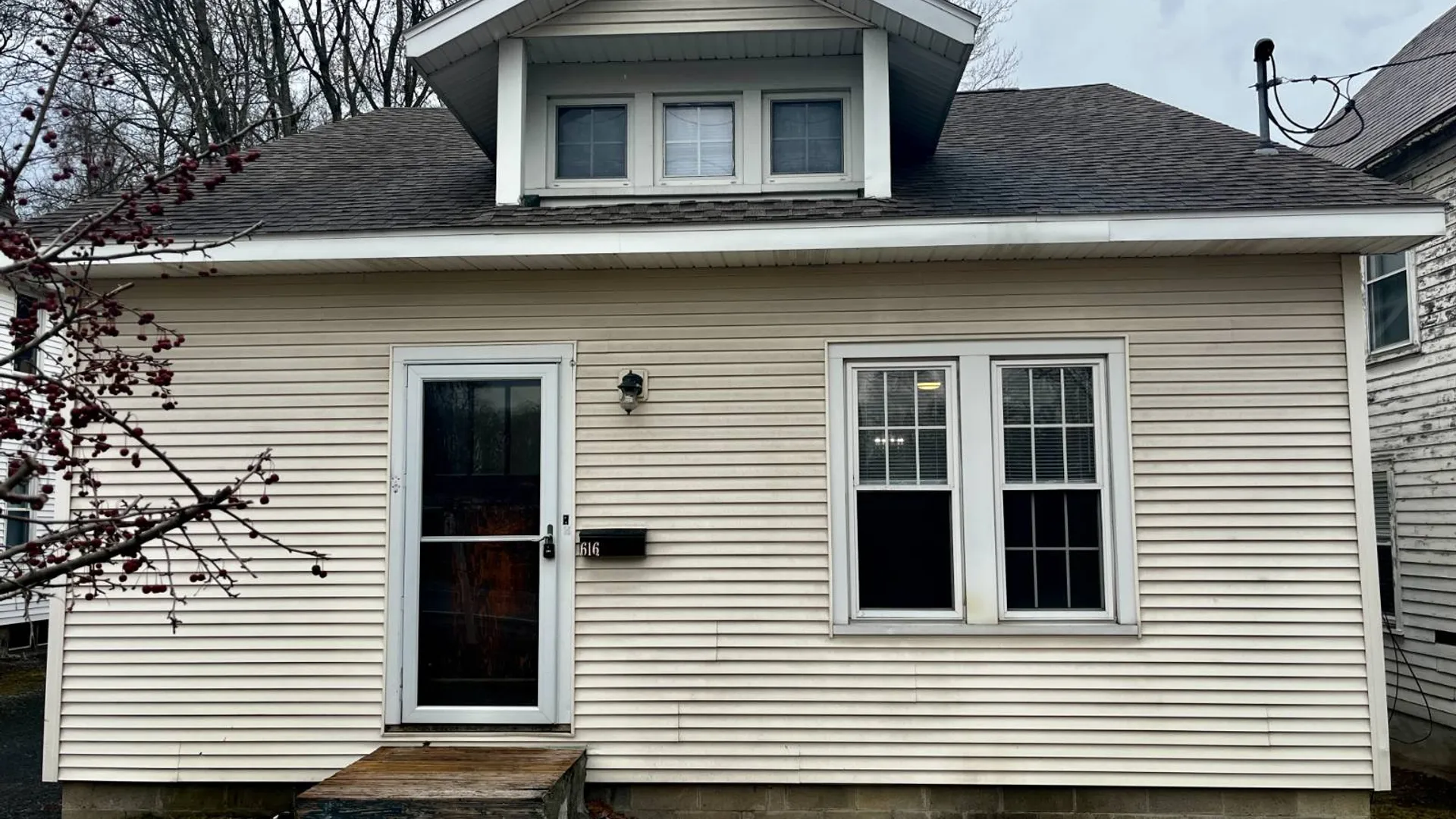 Property at 616 Kenwood Ave, Delmar, NY 12054 2
