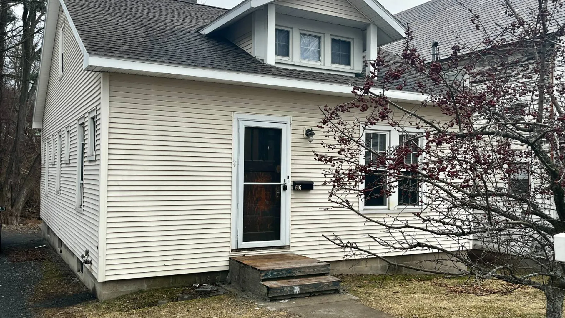 Property at 616 Kenwood Ave, Delmar, NY 12054 22
