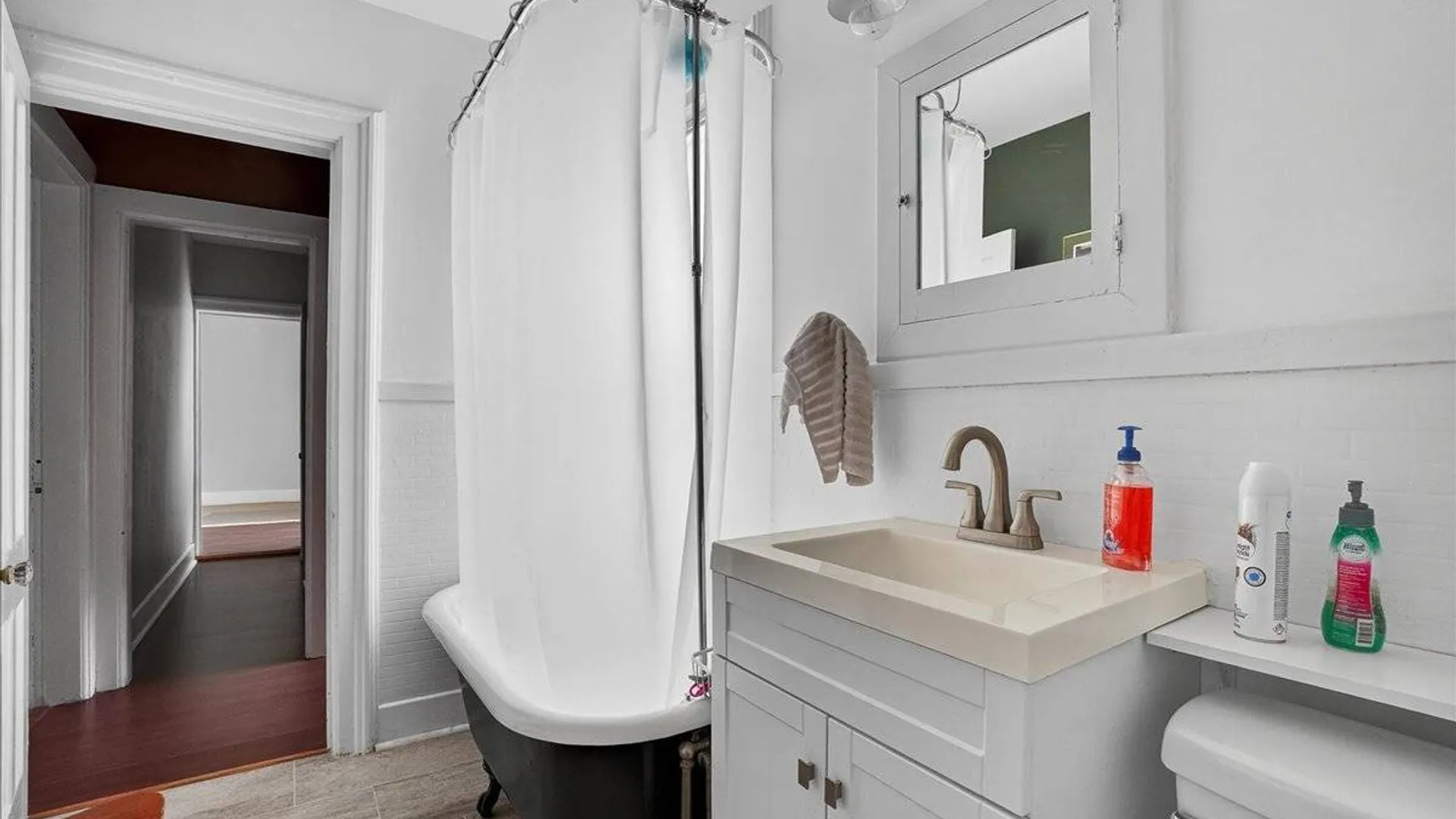 Property at 302 S William St, Johnstown, NY 12095 31