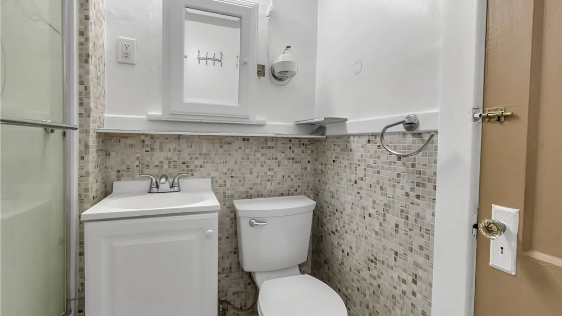Property at 116 Lafayette Avenue, Buffalo, NY 14213 20