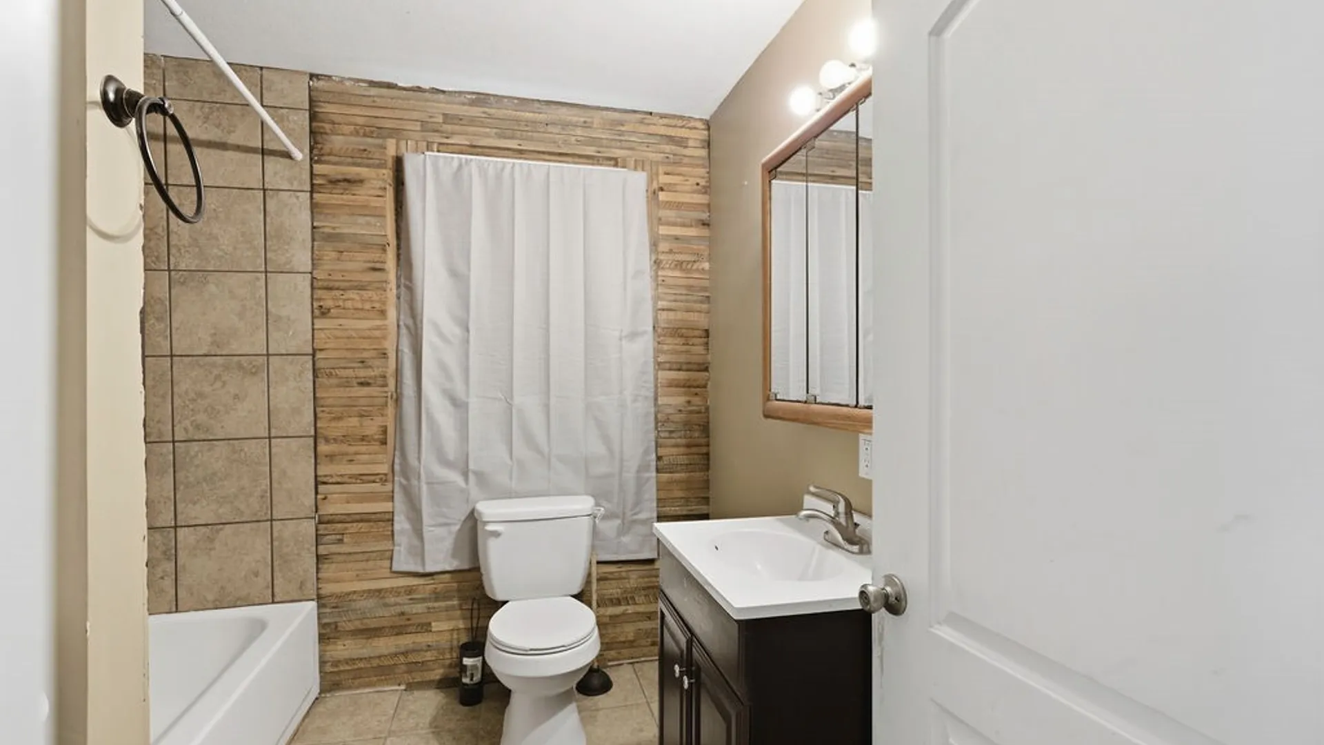 Property at 511 State Street, Fulton, NY 13069 17