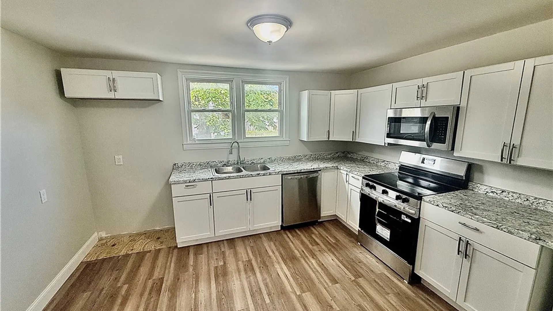 Property at 839 17th Street, Niagara Falls, NY 14301 2
