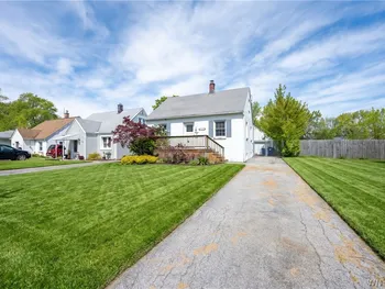 Property at 550 Emerson Drive, Amherst, NY 14226