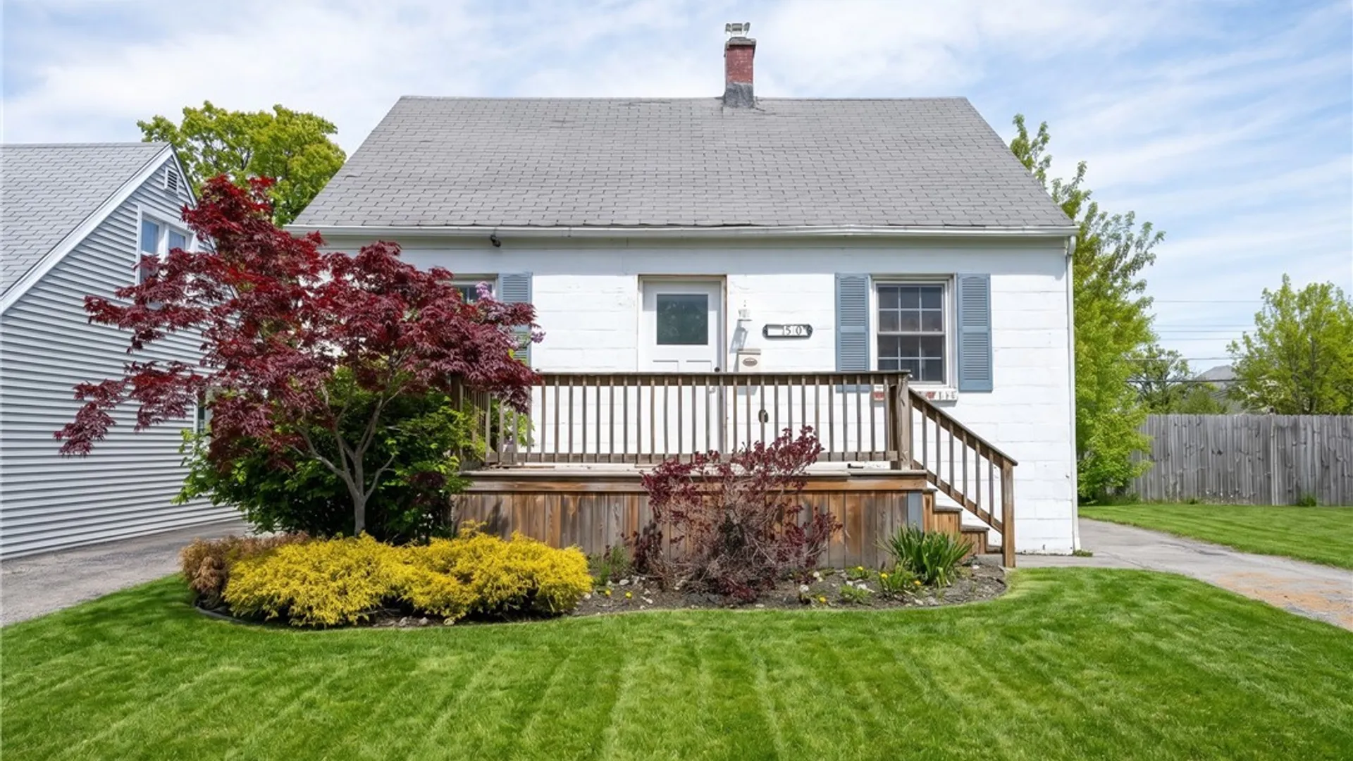 Property at 550 Emerson Drive, Amherst, NY 14226 2