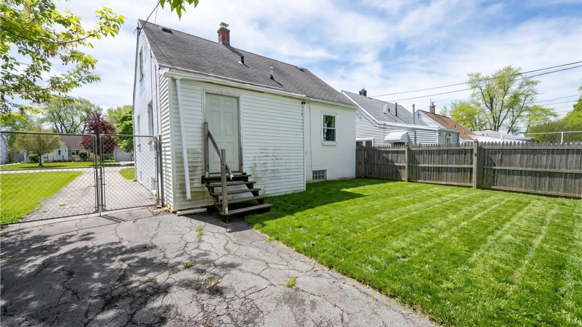 Property at 550 Emerson Drive, Amherst, NY 14226 33