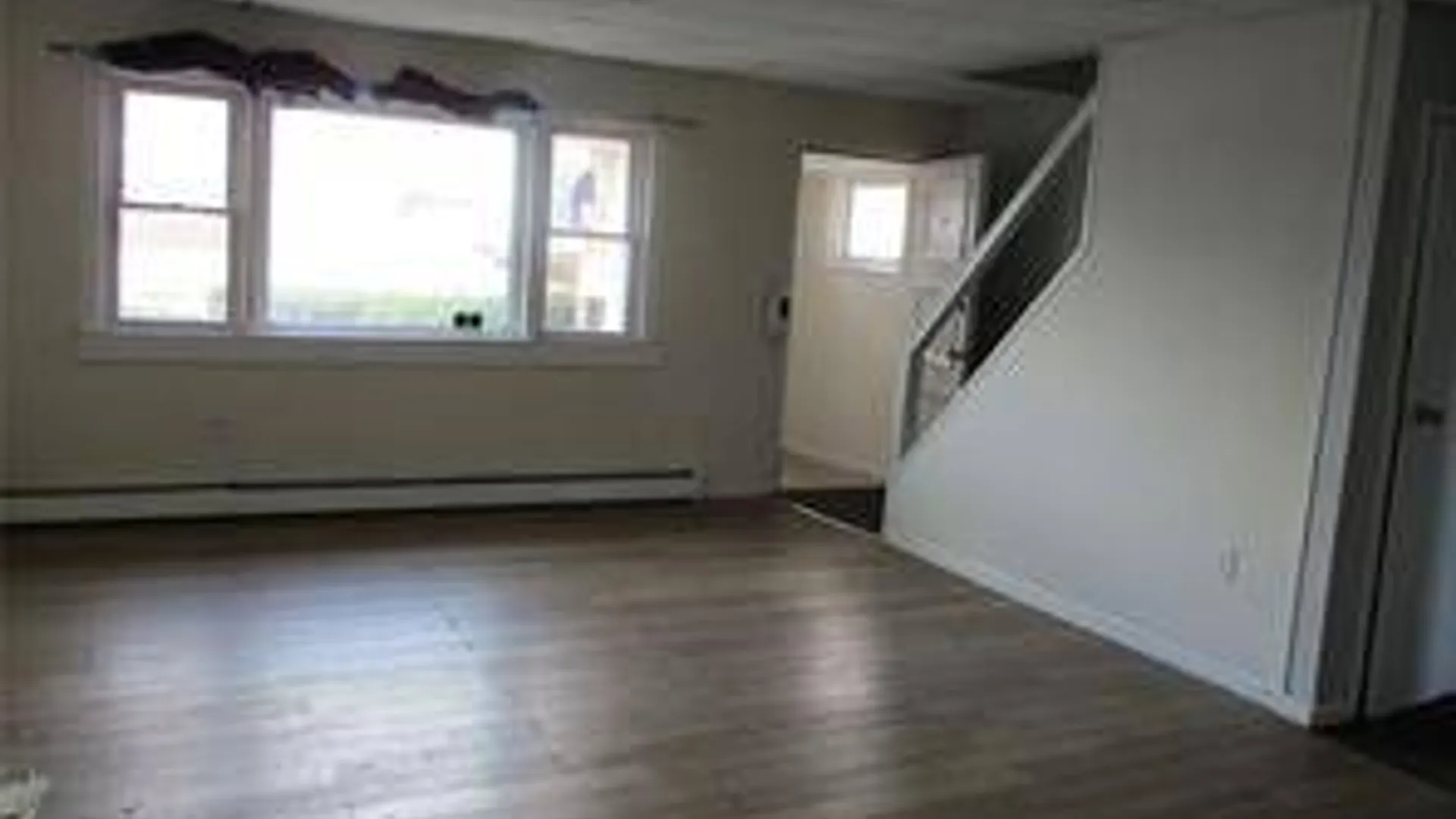 Property at 323 peninsula, Cedarhurst, NY 11516 4