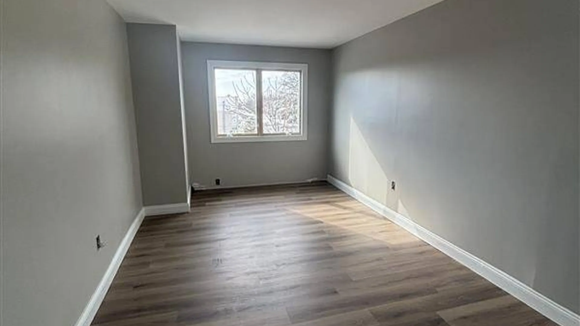 Property at 38 Vincent St, Rockville Centre, NY 11570 19