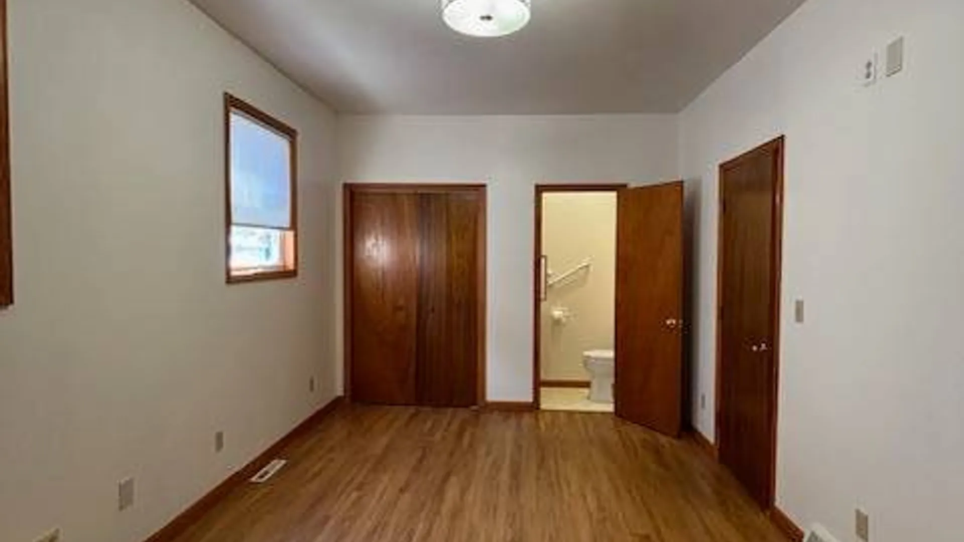 Property at 527 Alexander Street, Schenectady, NY 12308 9