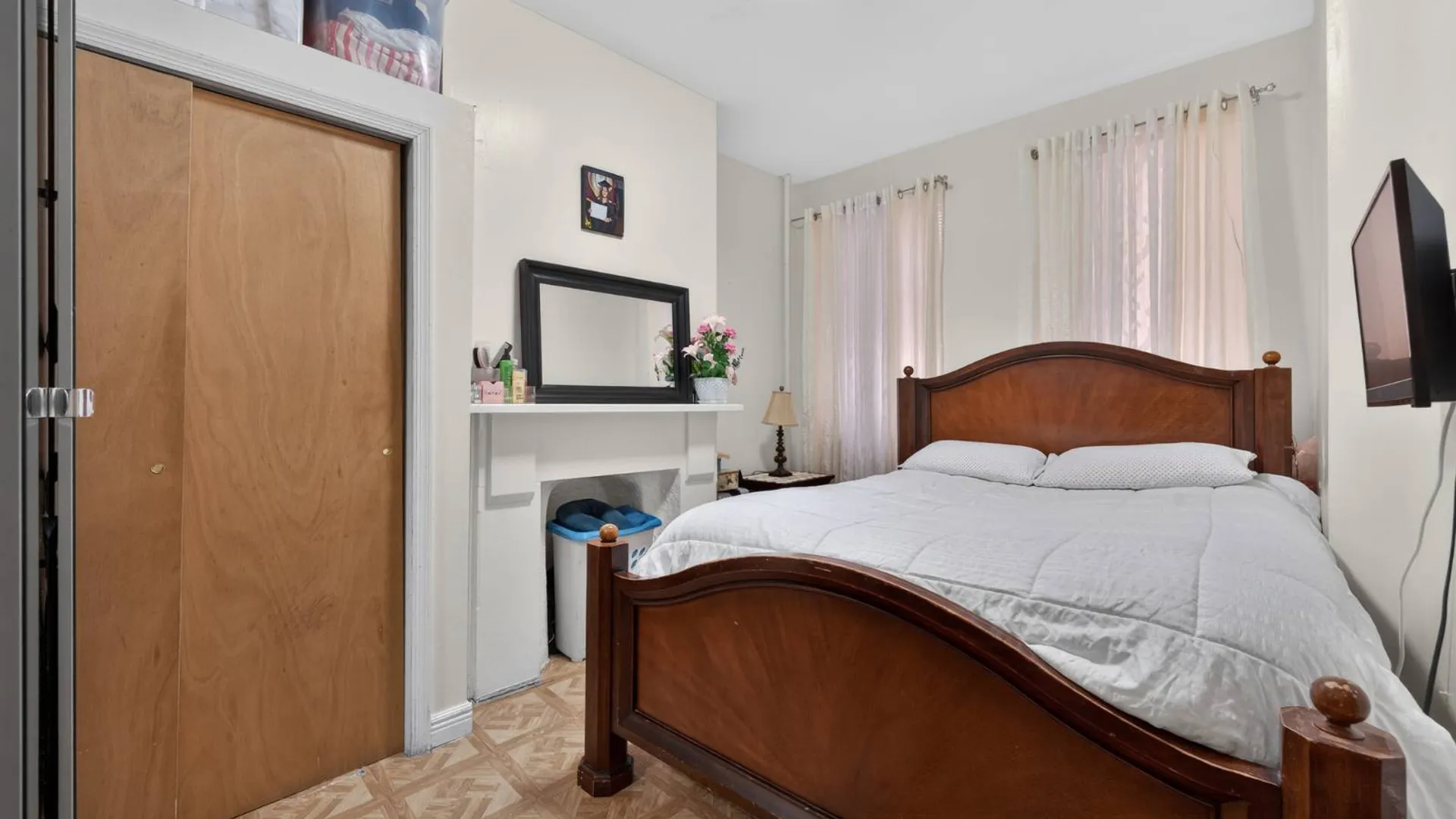Property at 1434 Greene Ave, New York, NY 11237 17