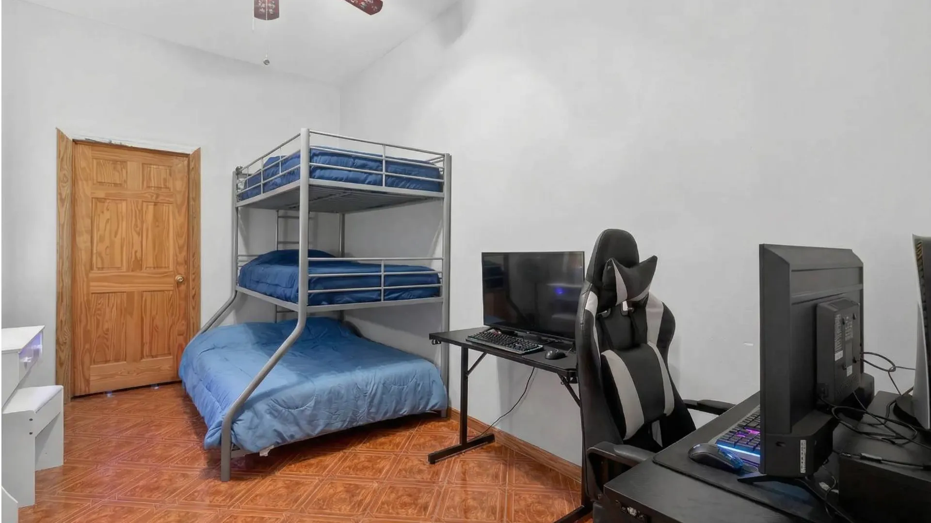 Property at 1434 Greene Ave, New York, NY 11237 19