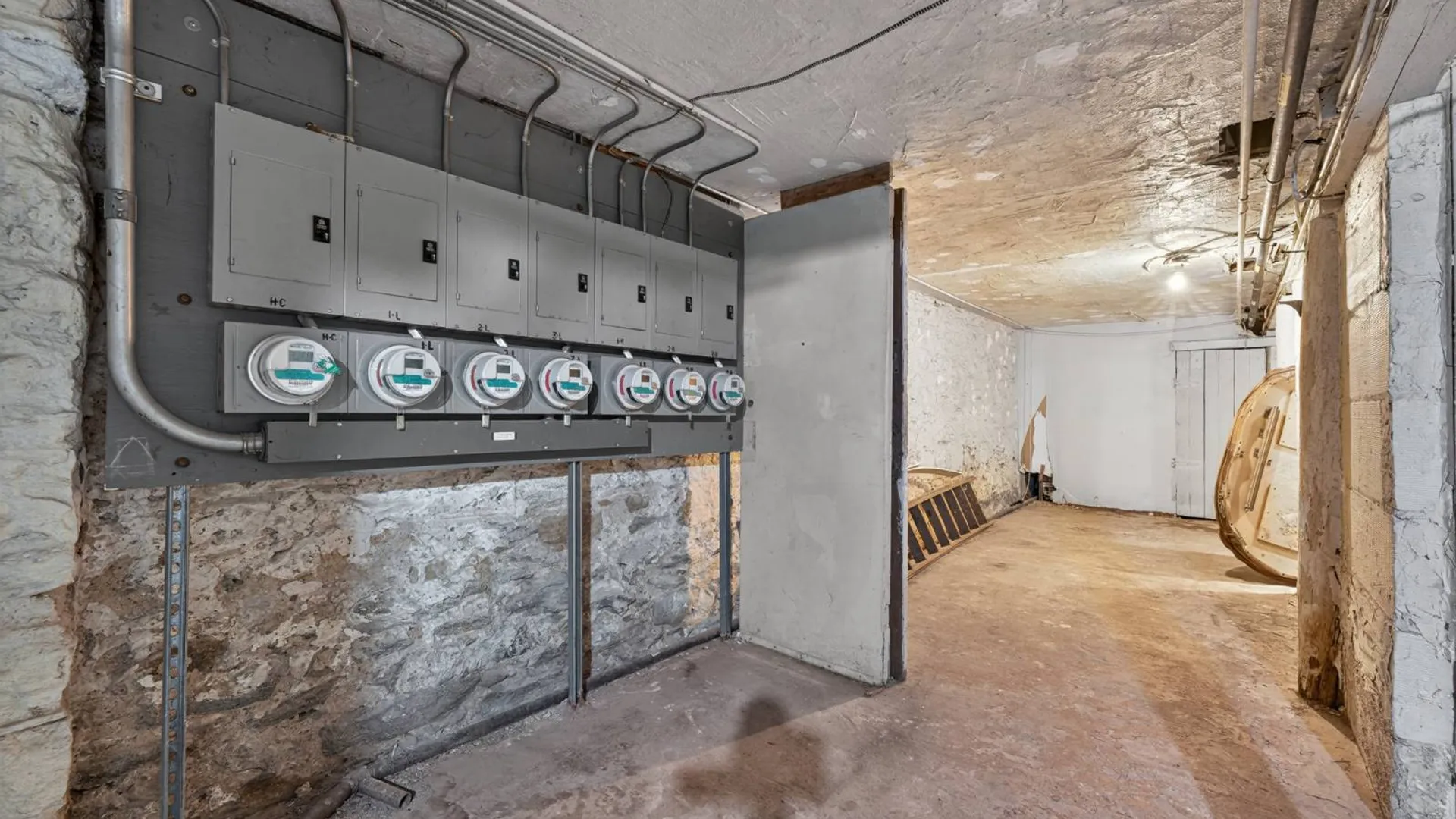 Property at 1434 Greene Ave, New York, NY 11237 26