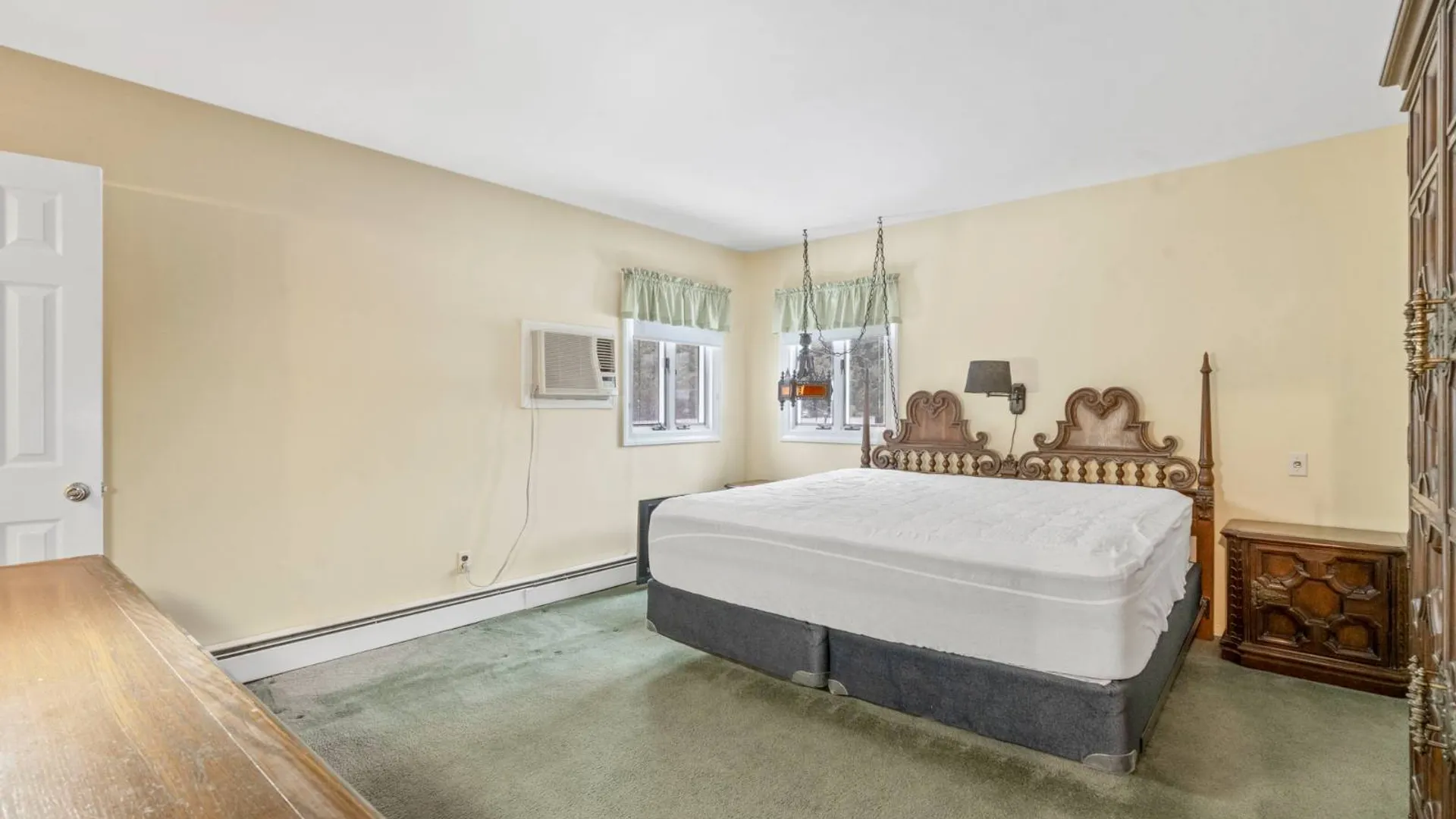 Property at 15 Thadford St, East Northport, NY 11731 15