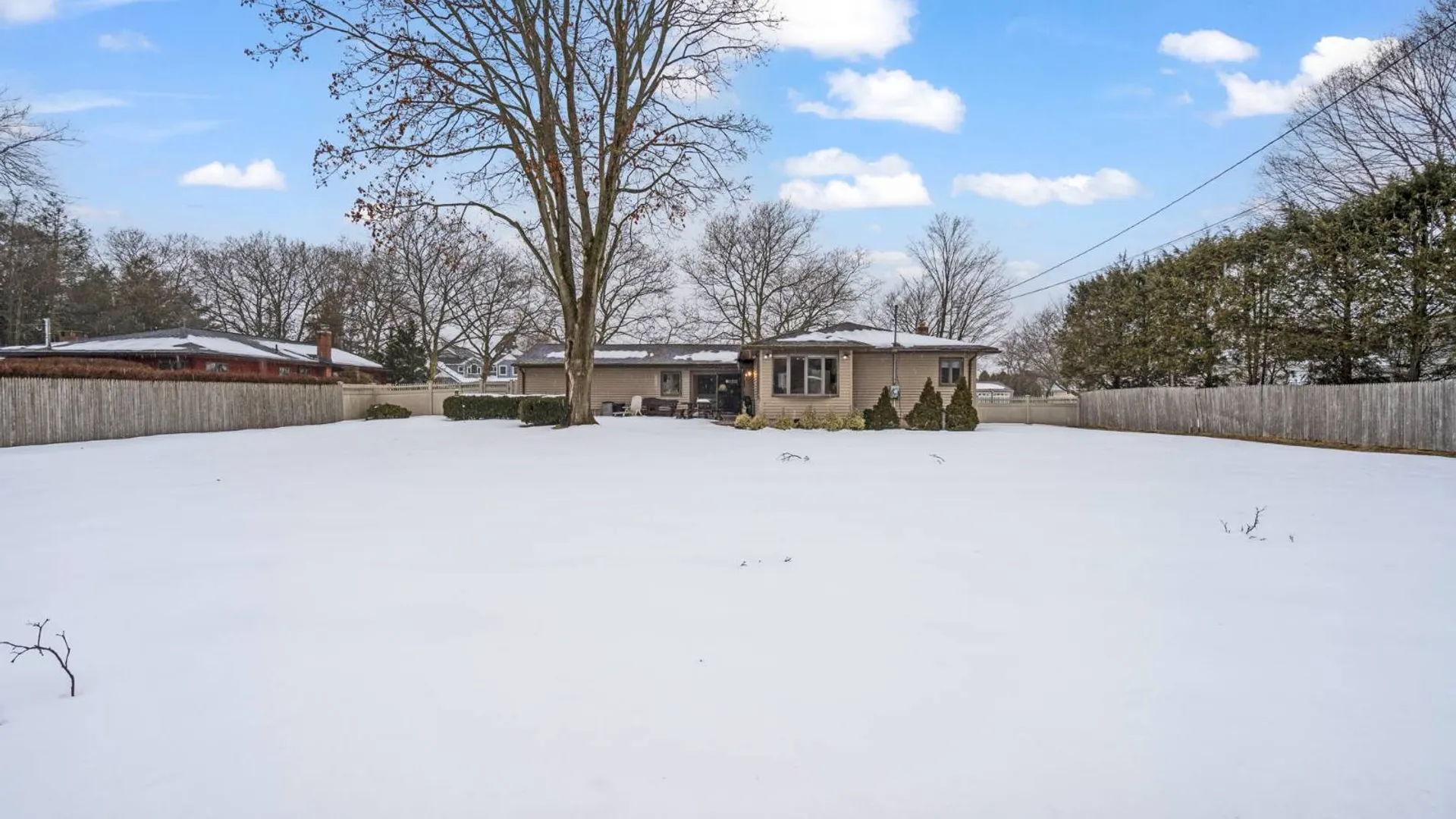 Property at 15 Thadford St, East Northport, NY 11731 30
