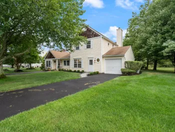 Property at 6 Doe Path, Coram, NY 11727