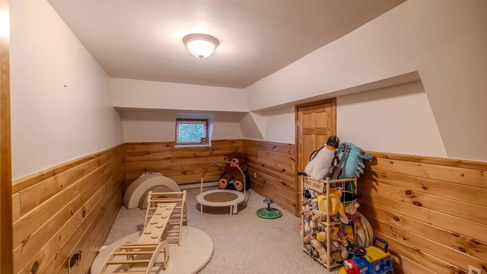 Property at 107 Summit Avenue, Syracuse, NY 13207 39