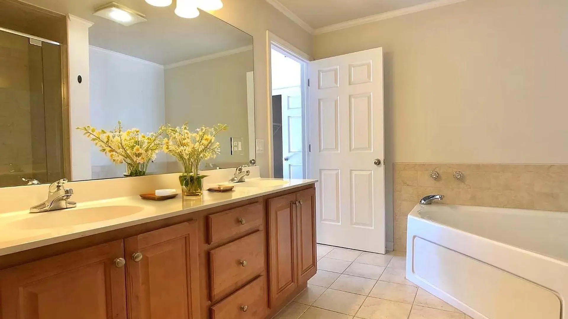 Property at 14 Marina Drive, Catskill, NY 12414 13