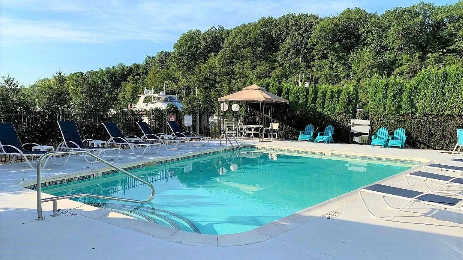 Property at 14 Marina Drive, Catskill, NY 12414 8