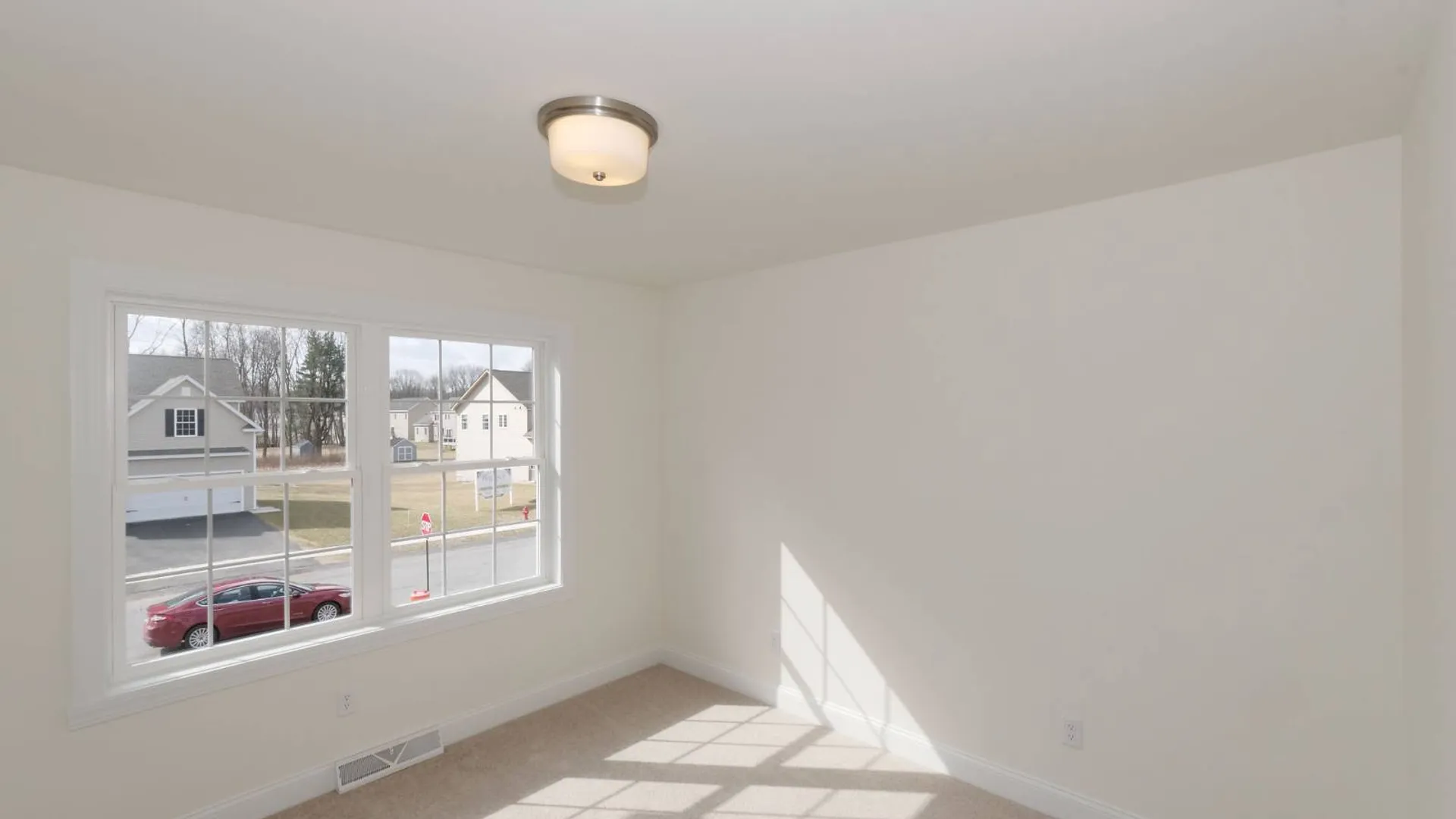 Property at 2 Balsam Ct, Ballston Lake, NY 12019 15
