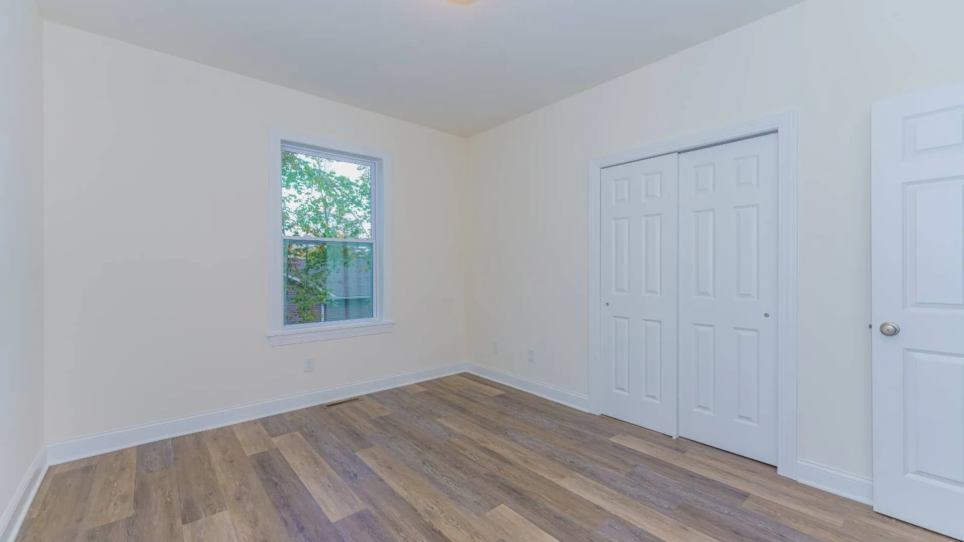 Property at 29 Tamarack Street, Ballston Lake, NY 12019 10