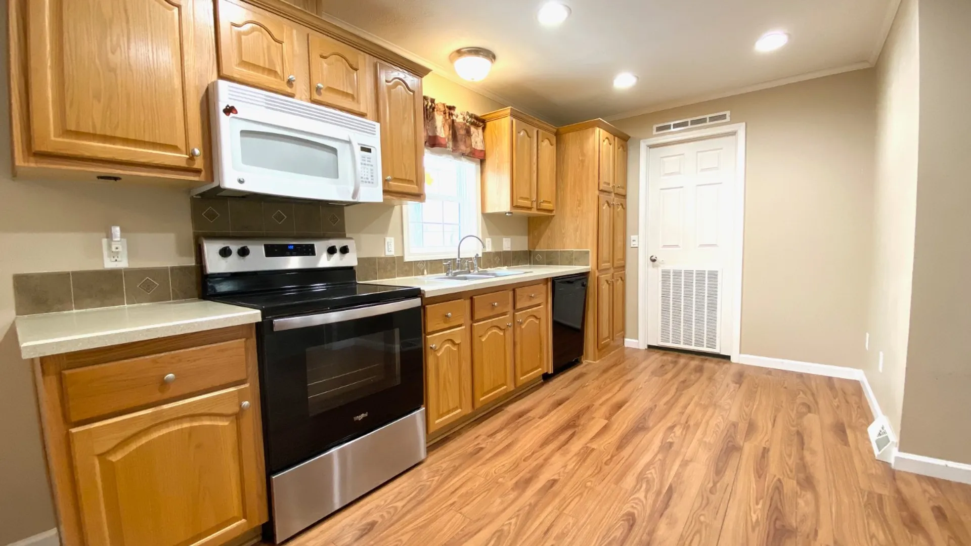 Property at 2115 Central Ave, Schenectady, NY 12304 12