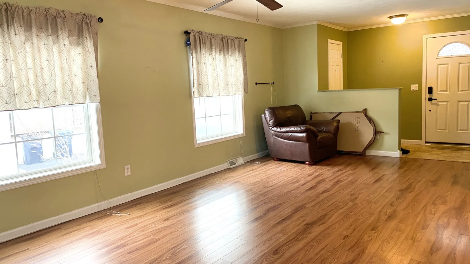 Property at 2115 Central Ave, Schenectady, NY 12304 4