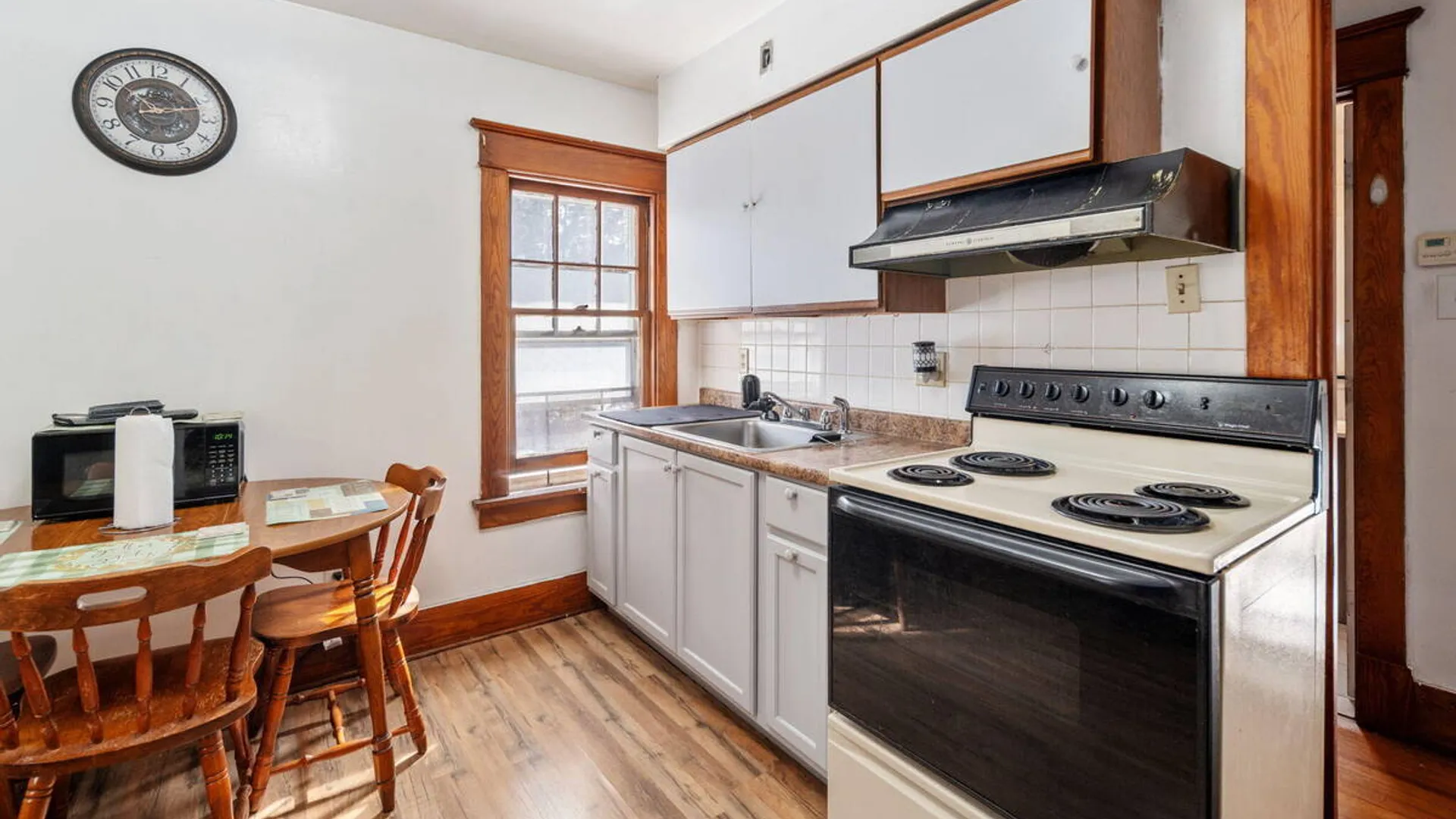 Property at 1905 Hamburg Street, Rotterdam, NY 12304 13