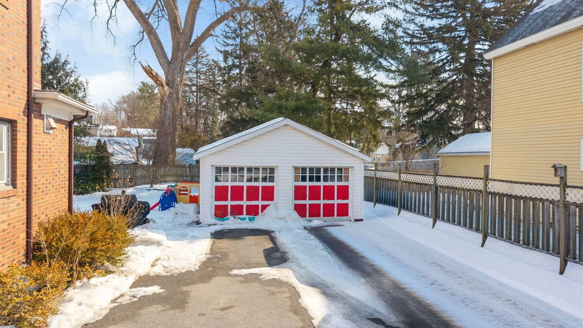 Property at 1905 Hamburg Street, Rotterdam, NY 12304 36