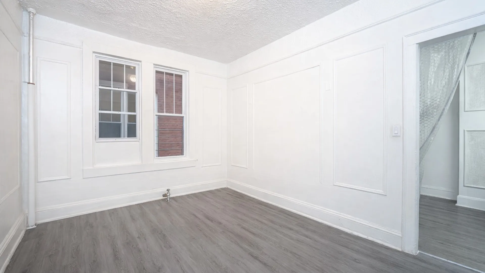 Property at 949 E 214 ST, BRONX, NY 10469 10