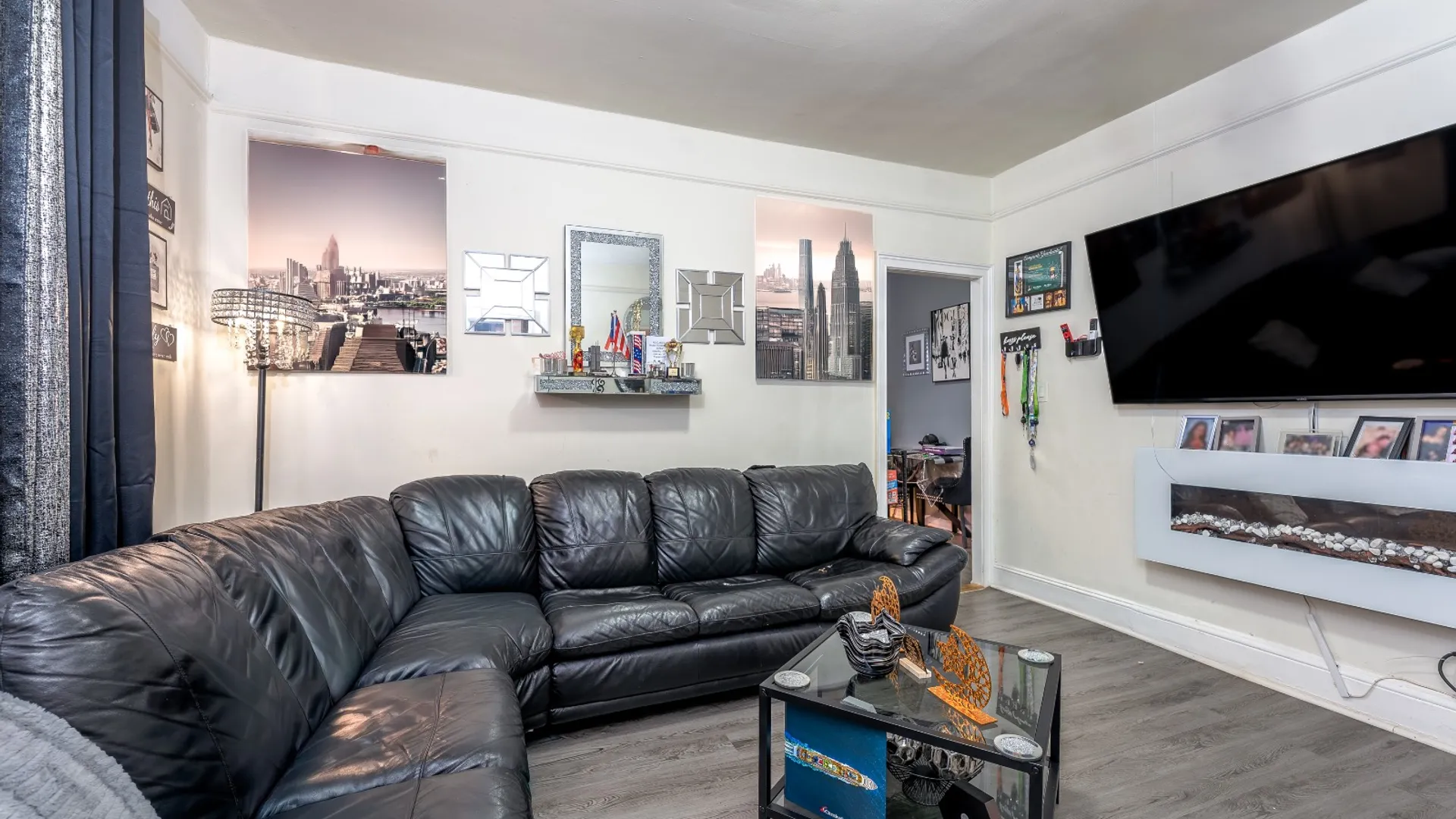 Property at 949 E 214 ST, BRONX, NY 10469 23
