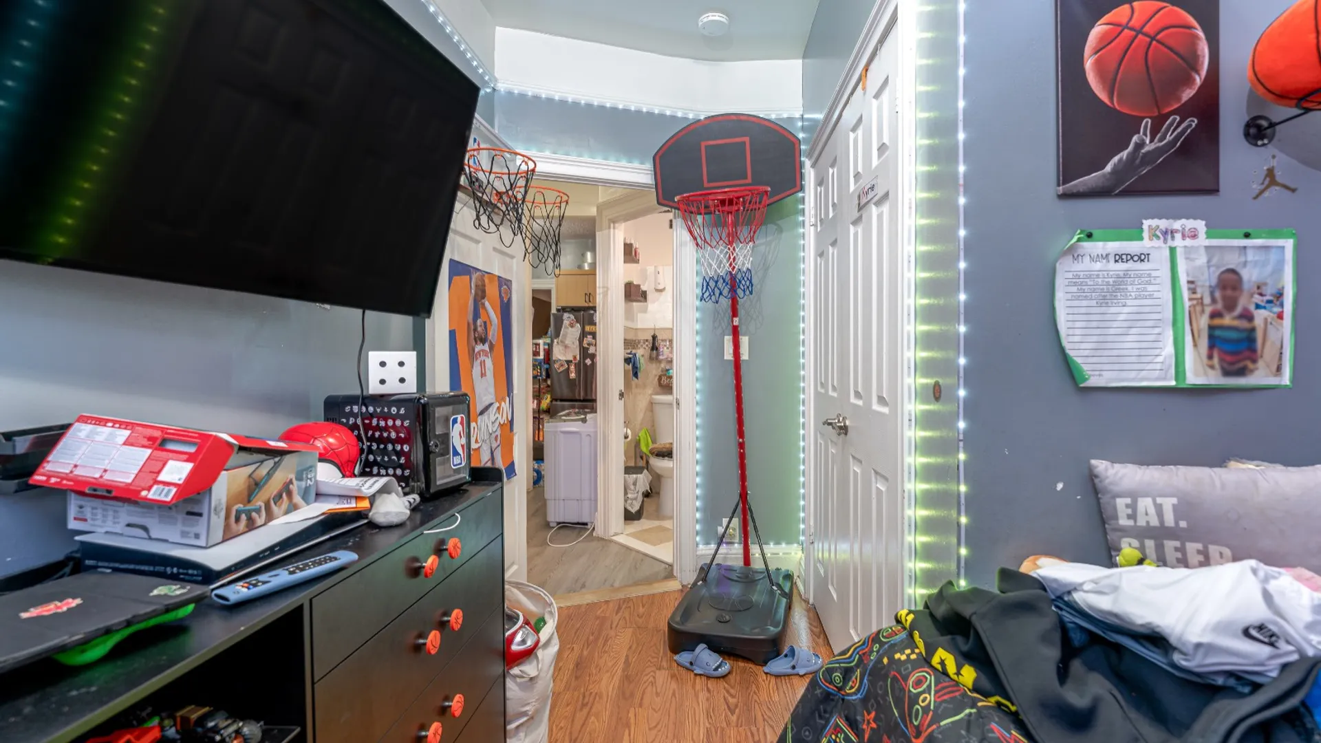 Property at 949 E 214 ST, BRONX, NY 10469 31