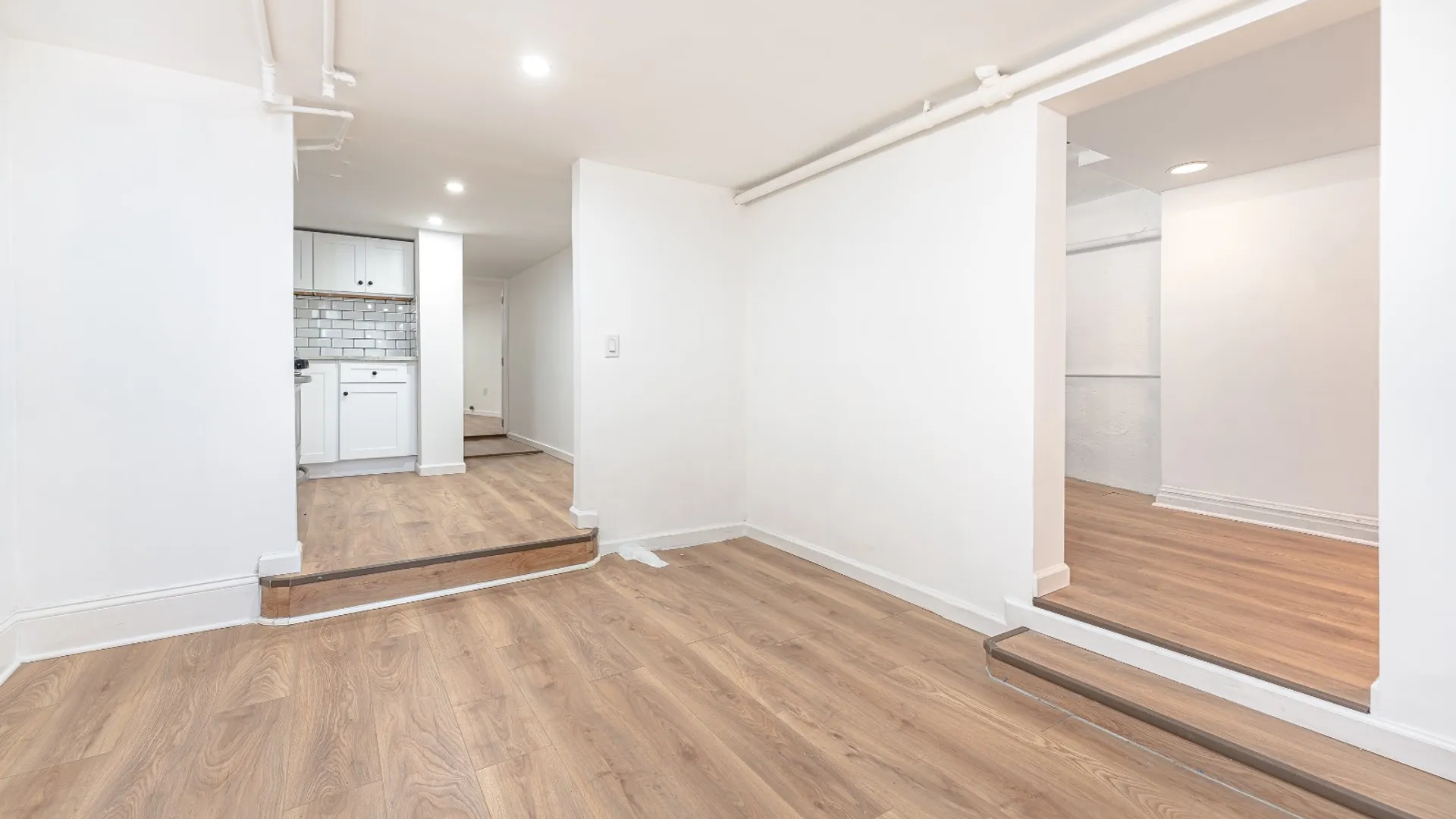 Property at 949 E 214 ST, BRONX, NY 10469 37
