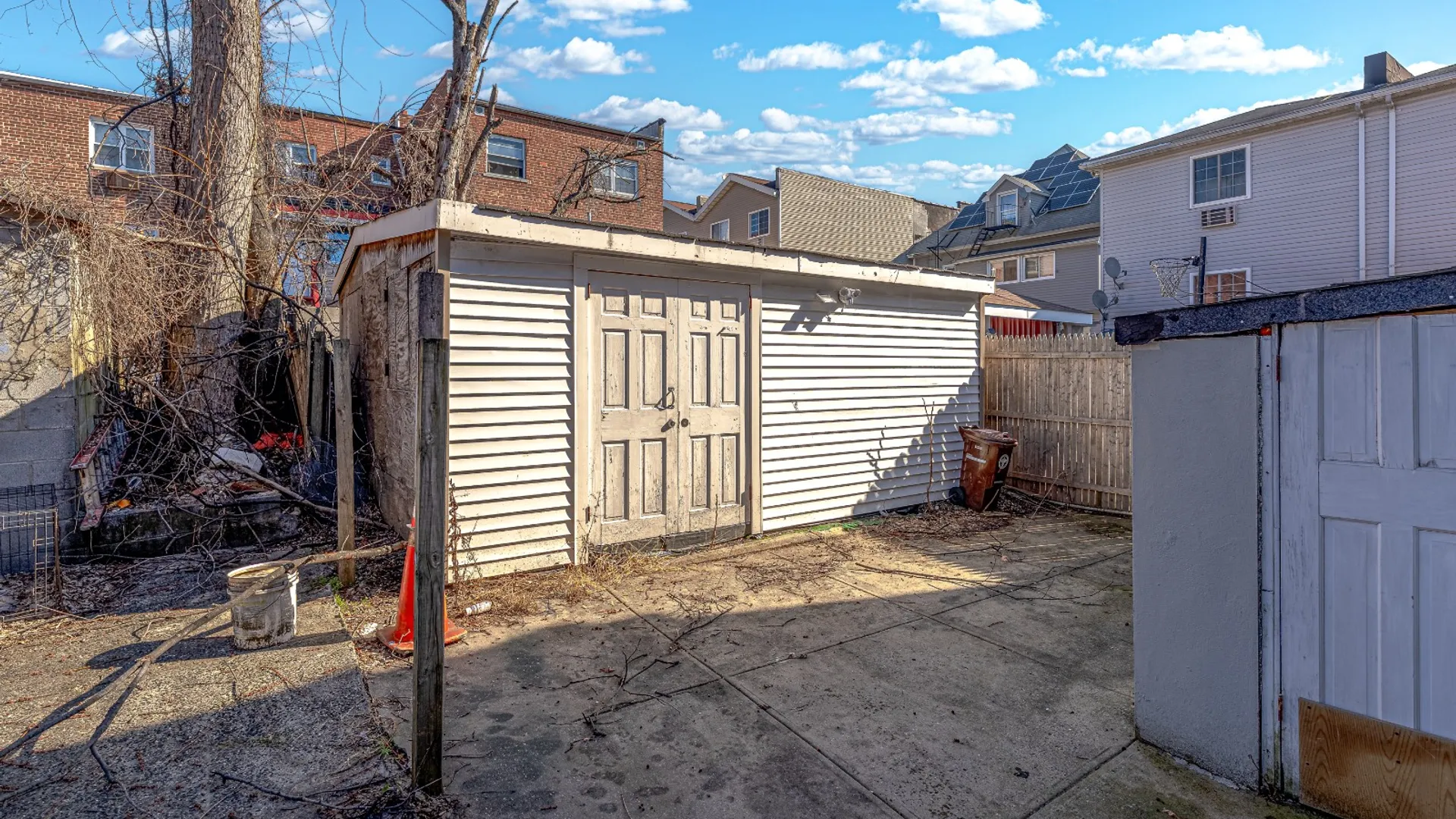Property at 949 E 214 ST, BRONX, NY 10469 4