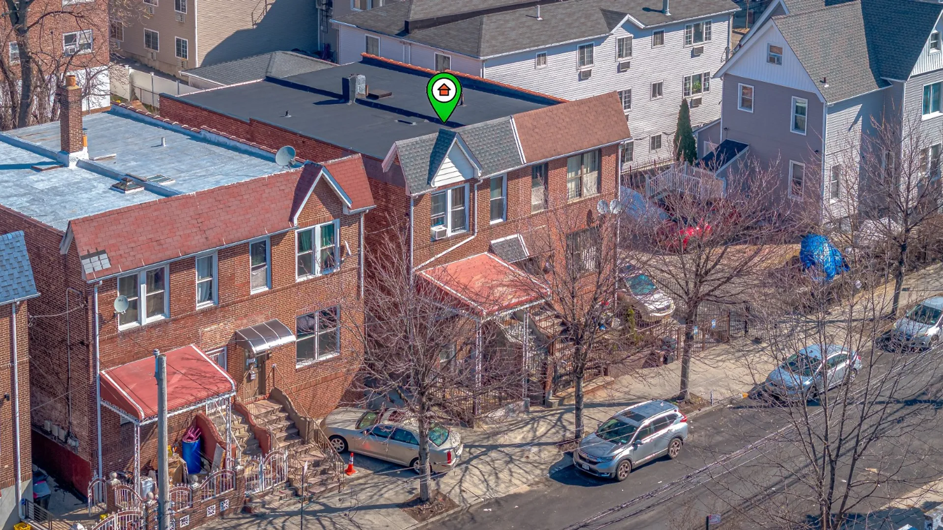 Property at 949 E 214 ST, BRONX, NY 10469 6
