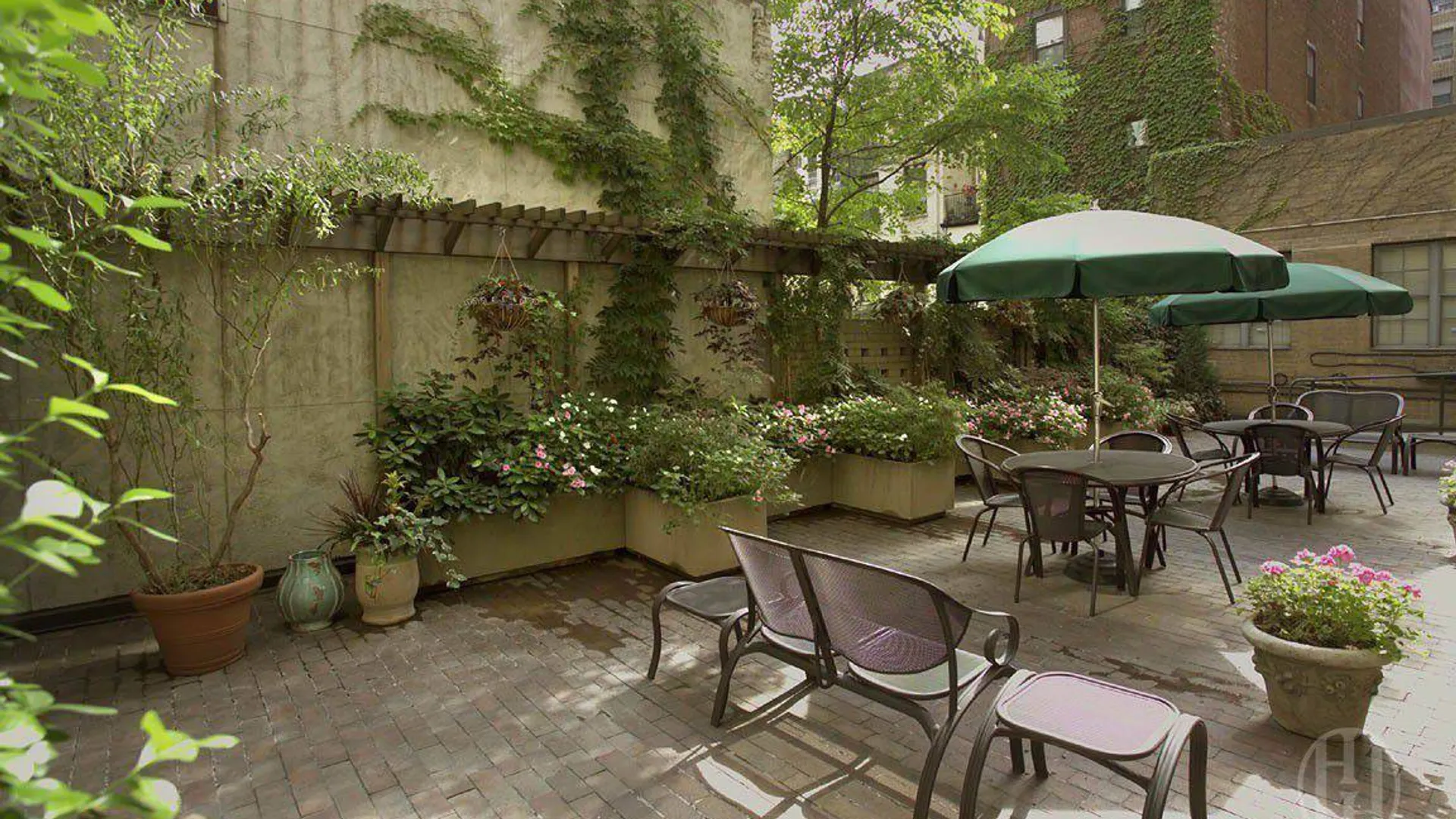 Property at 137 East 36th Street, New York, NY 10016 6