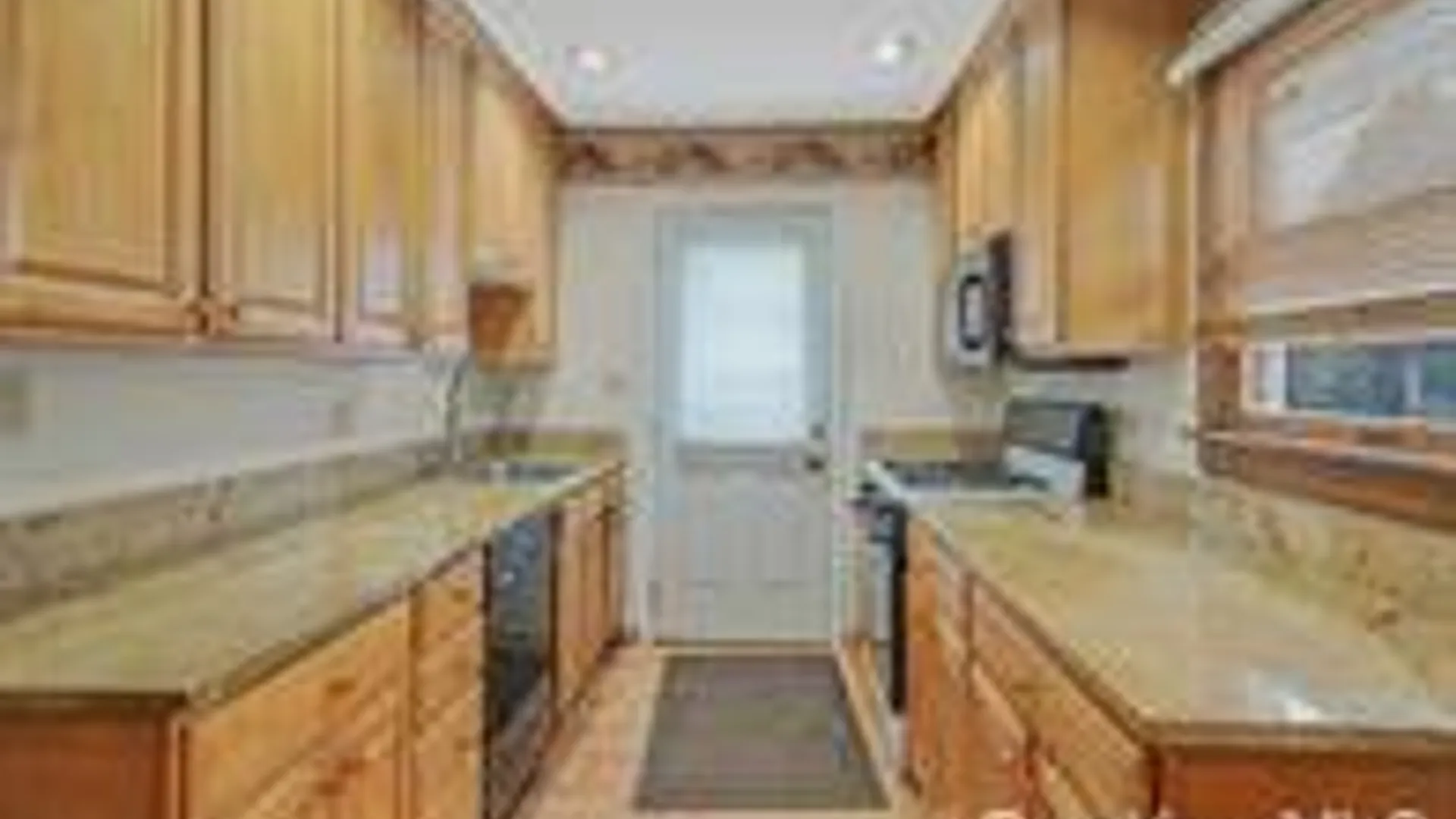 Property at 24 New Highway, Commack, NY 11725 10