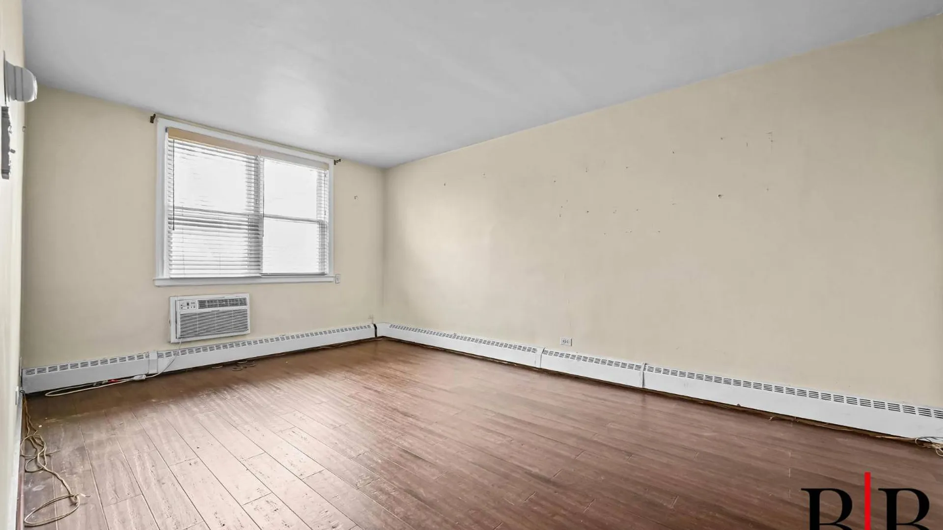 Property at 5642 Avenue T, Brooklyn, NY 11234 3