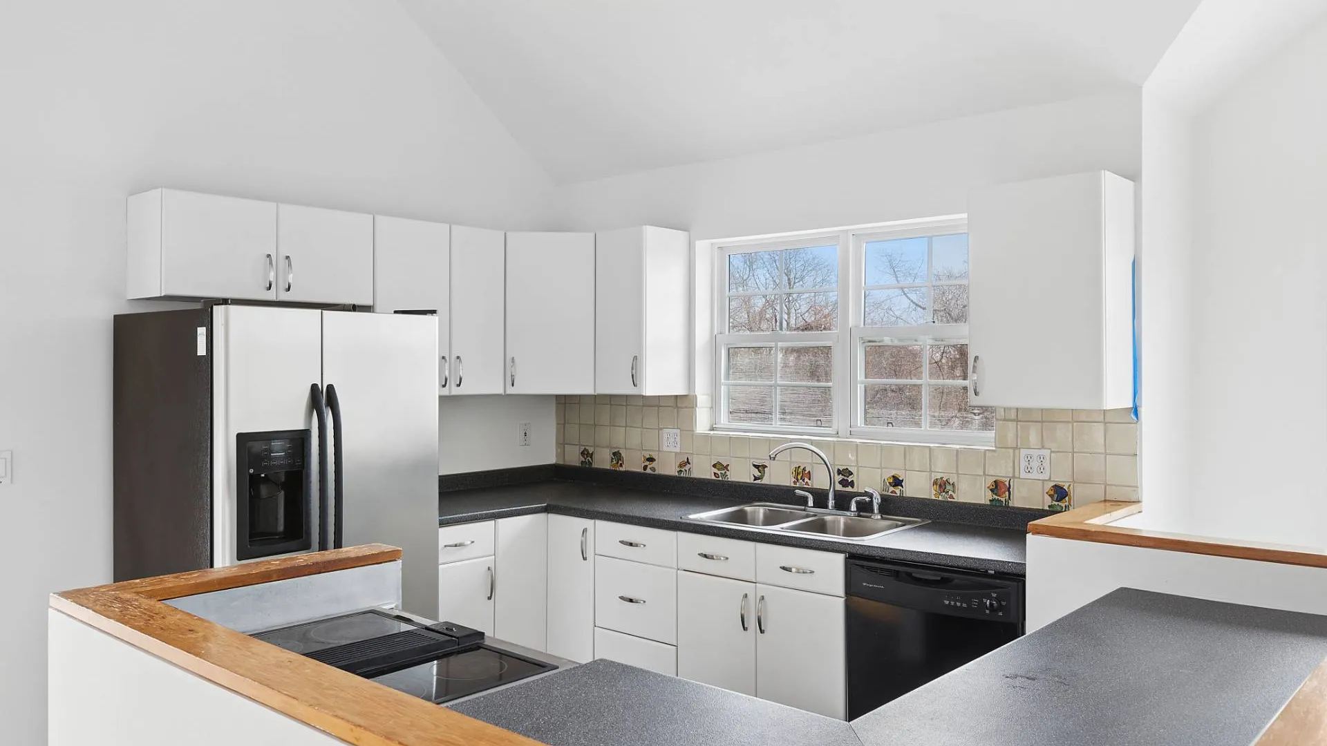 Property at 12 Furness Road, Montauk, NY 11954 4
