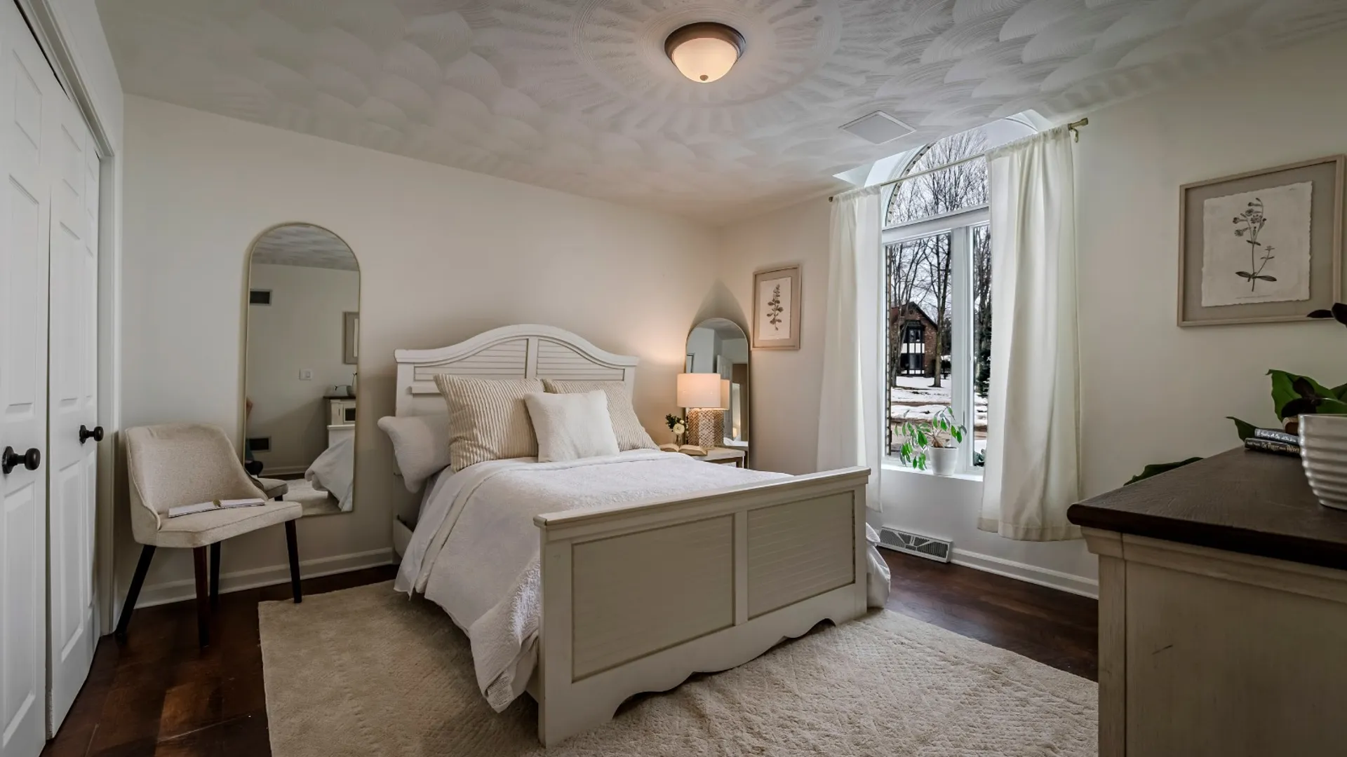 Property at 17 Symphony Place, Whitesboro, NY 13492 41