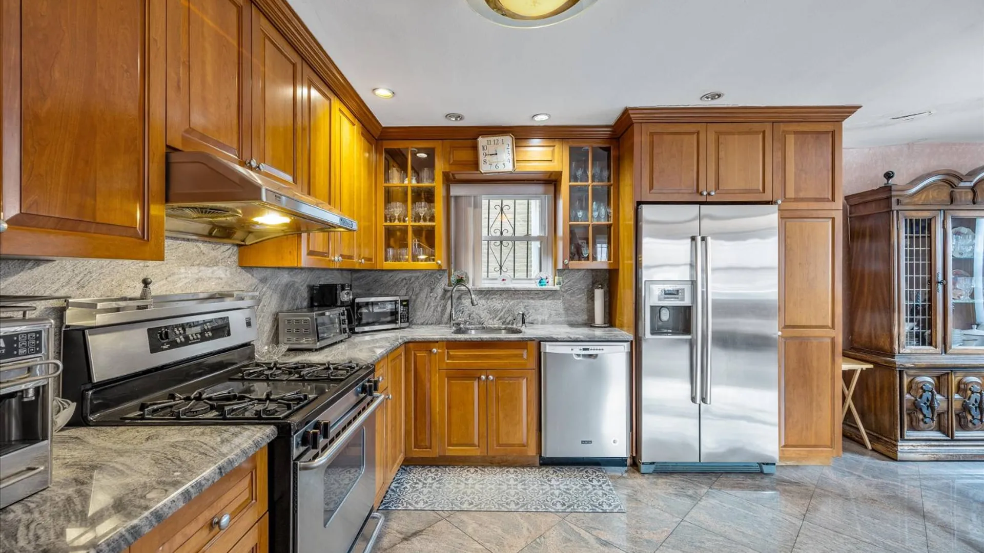 Property at 2504 42nd street, astoria, NY 11103 9