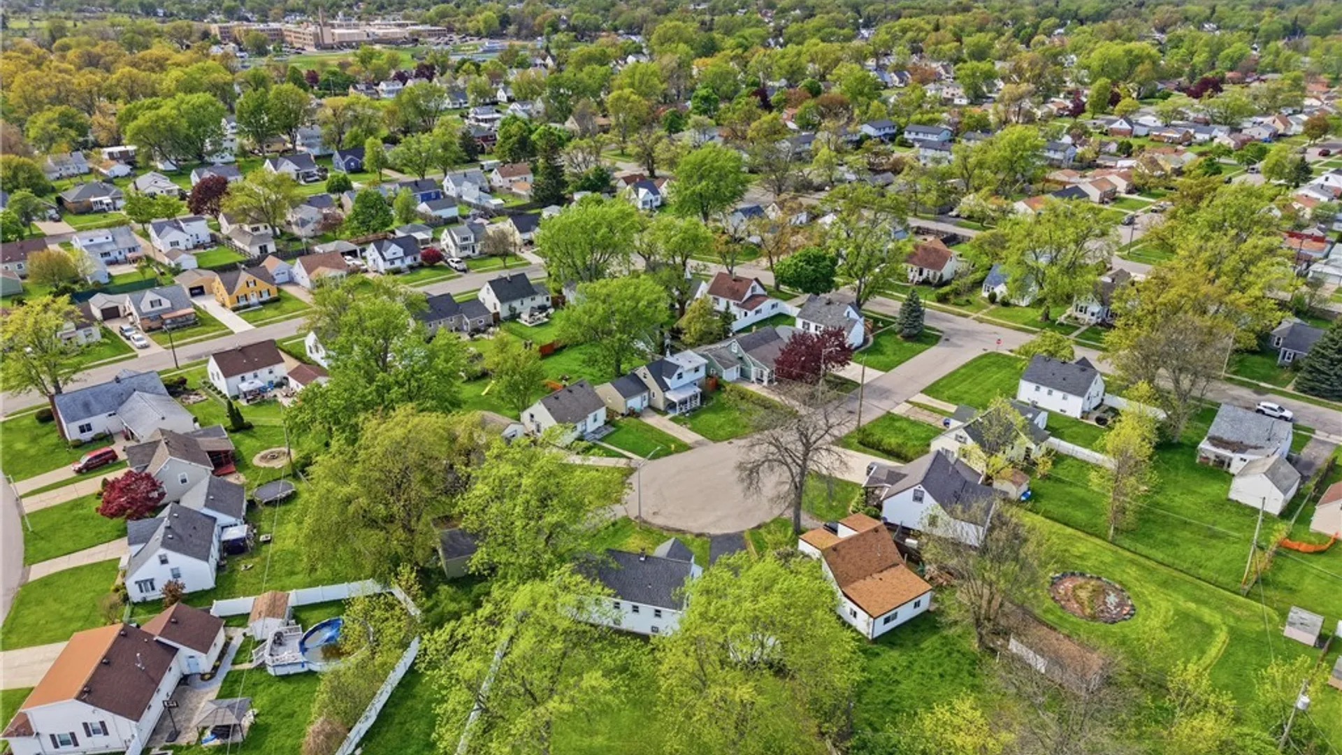 Property at 9 Willow Court, Cheektowaga, NY 14225 45
