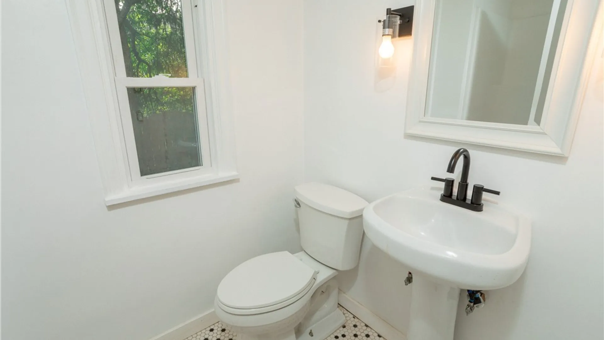 Property at 616 Mertens Avenue, Syracuse, NY 13203 11