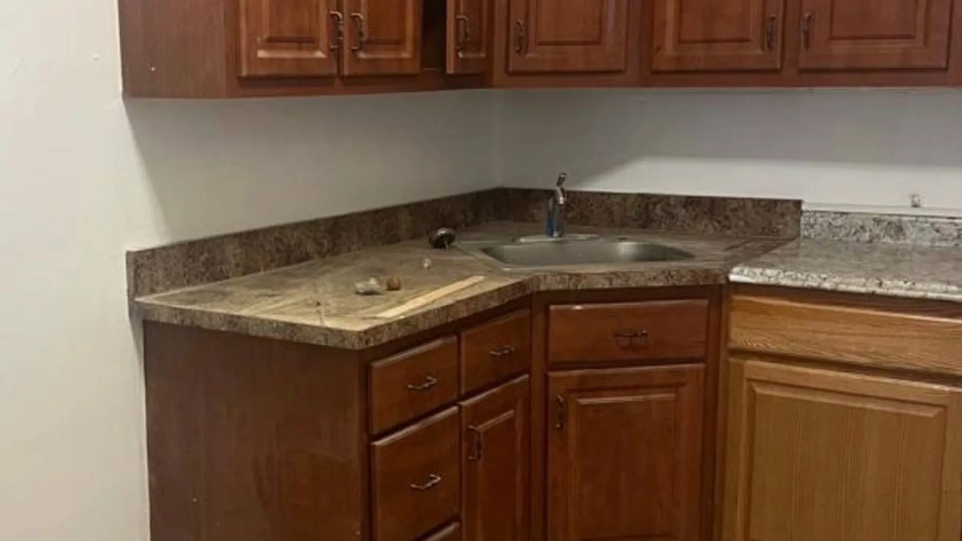 Property at 854E 229th Street, Bronx, NY 10466 6