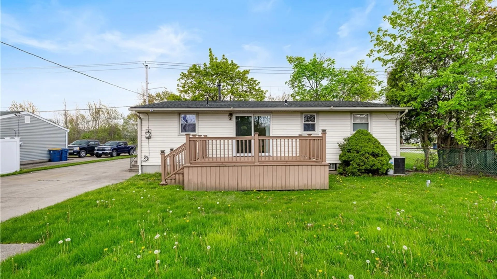 Property at 663 Lincoln Avenue, Lockport City, NY 14094 9