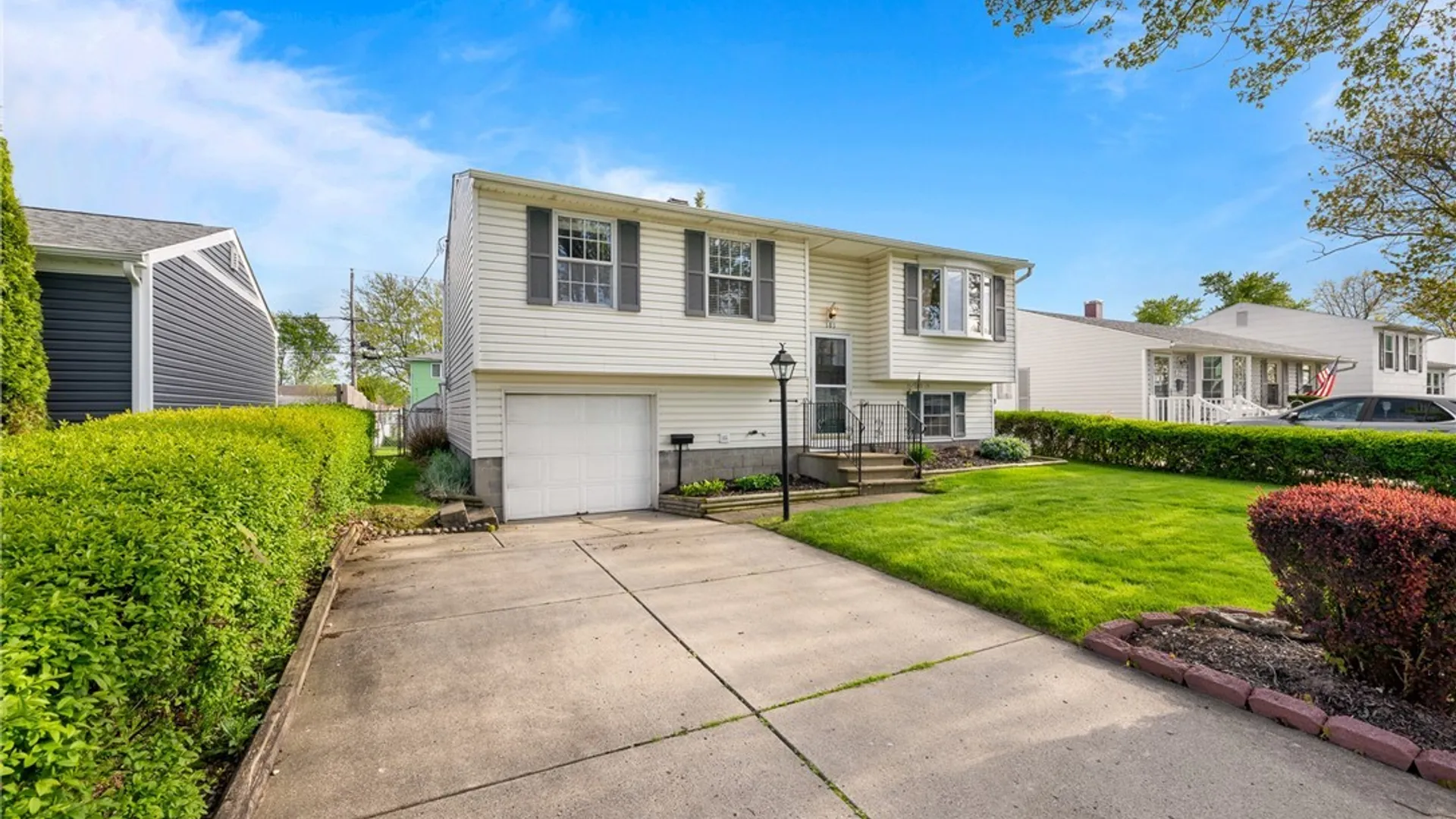 Property at 181 Le Havre Drive, Cheektowaga, NY 14227 4