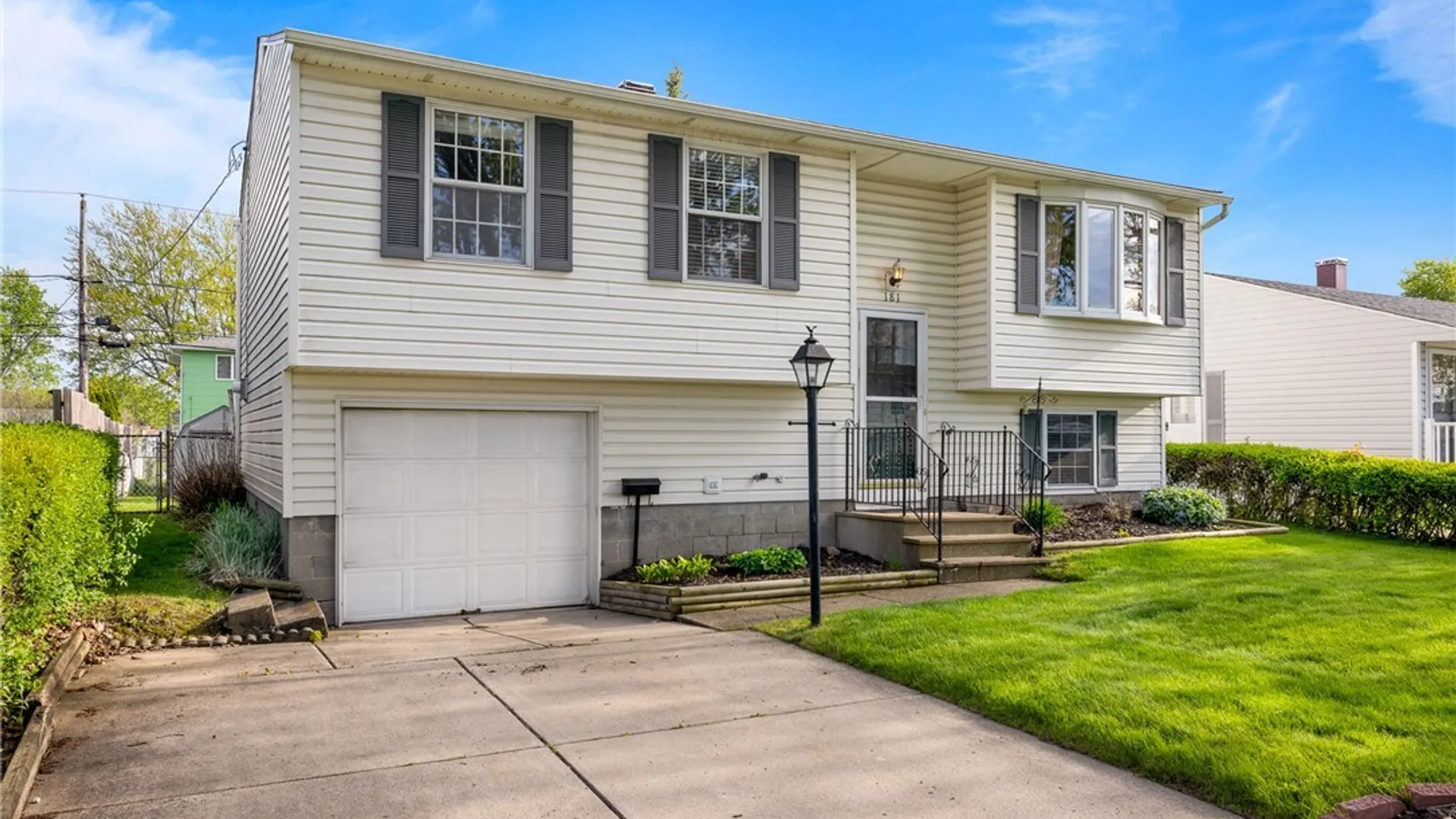 Property at 181 Le Havre Drive, Cheektowaga, NY 14227 6