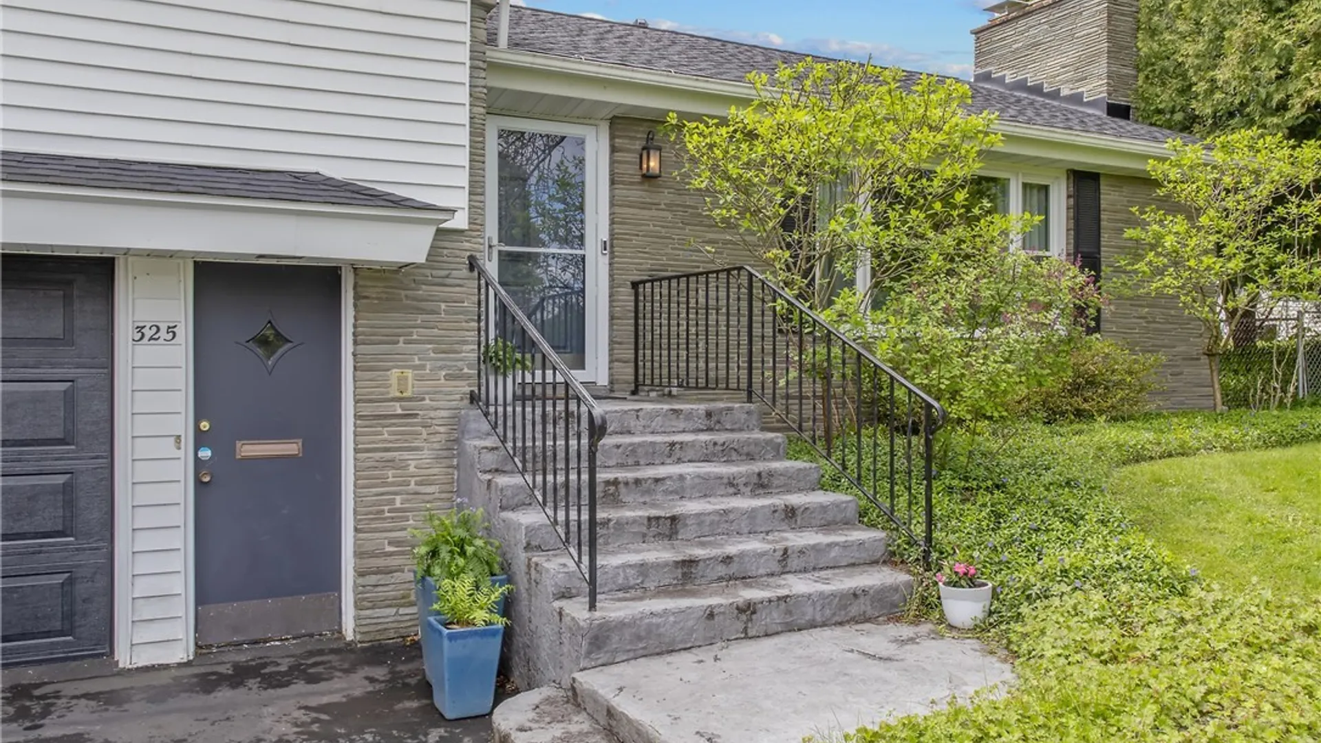 Property at 325 Highridge Drive, Syracuse, NY 13215 3